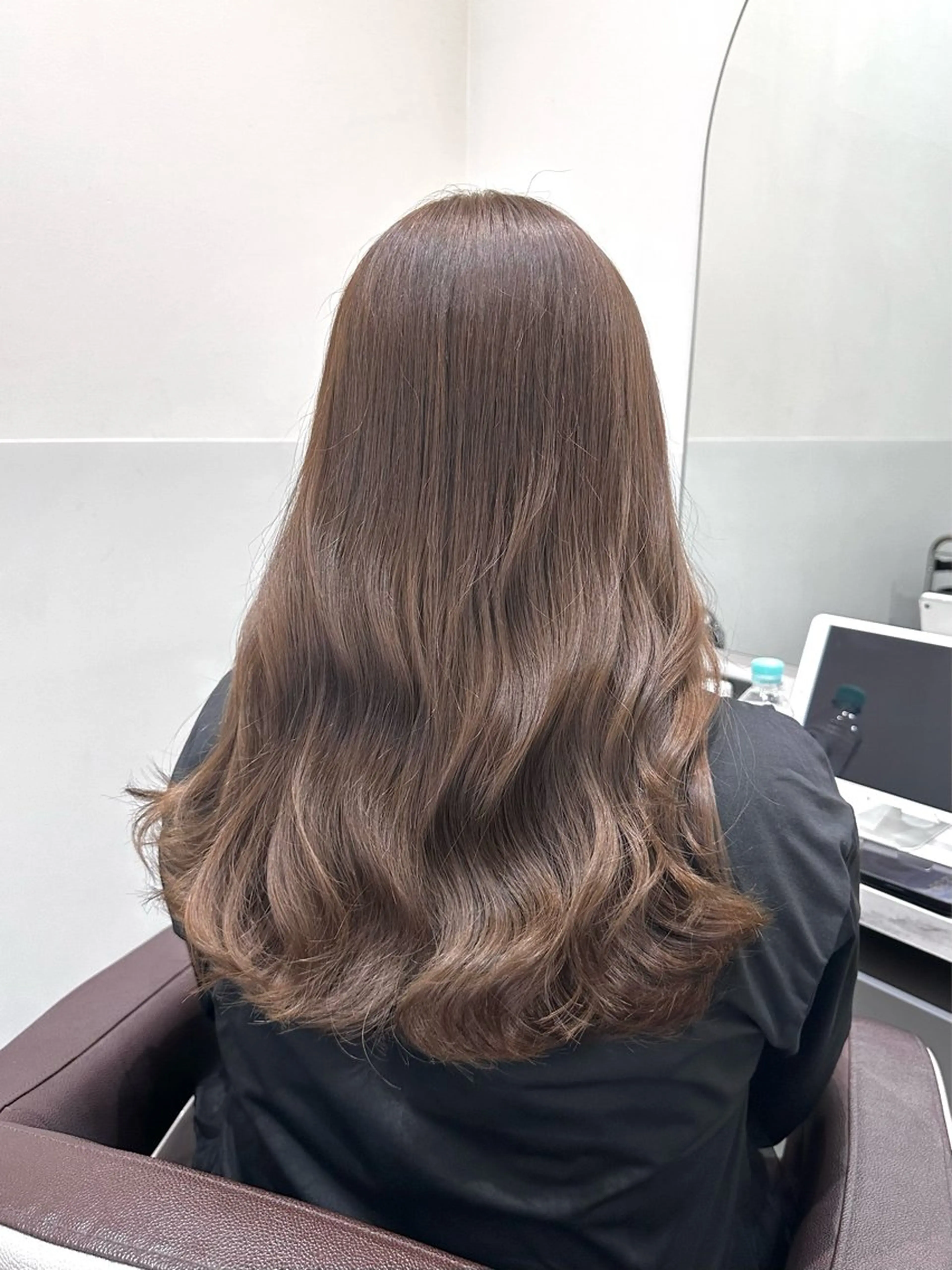 セミロング カラー ベージュカラー ブリーチ ブリーチなしカラー ヘアカラー トリートメント 矢野 晃平のヘアスタイル