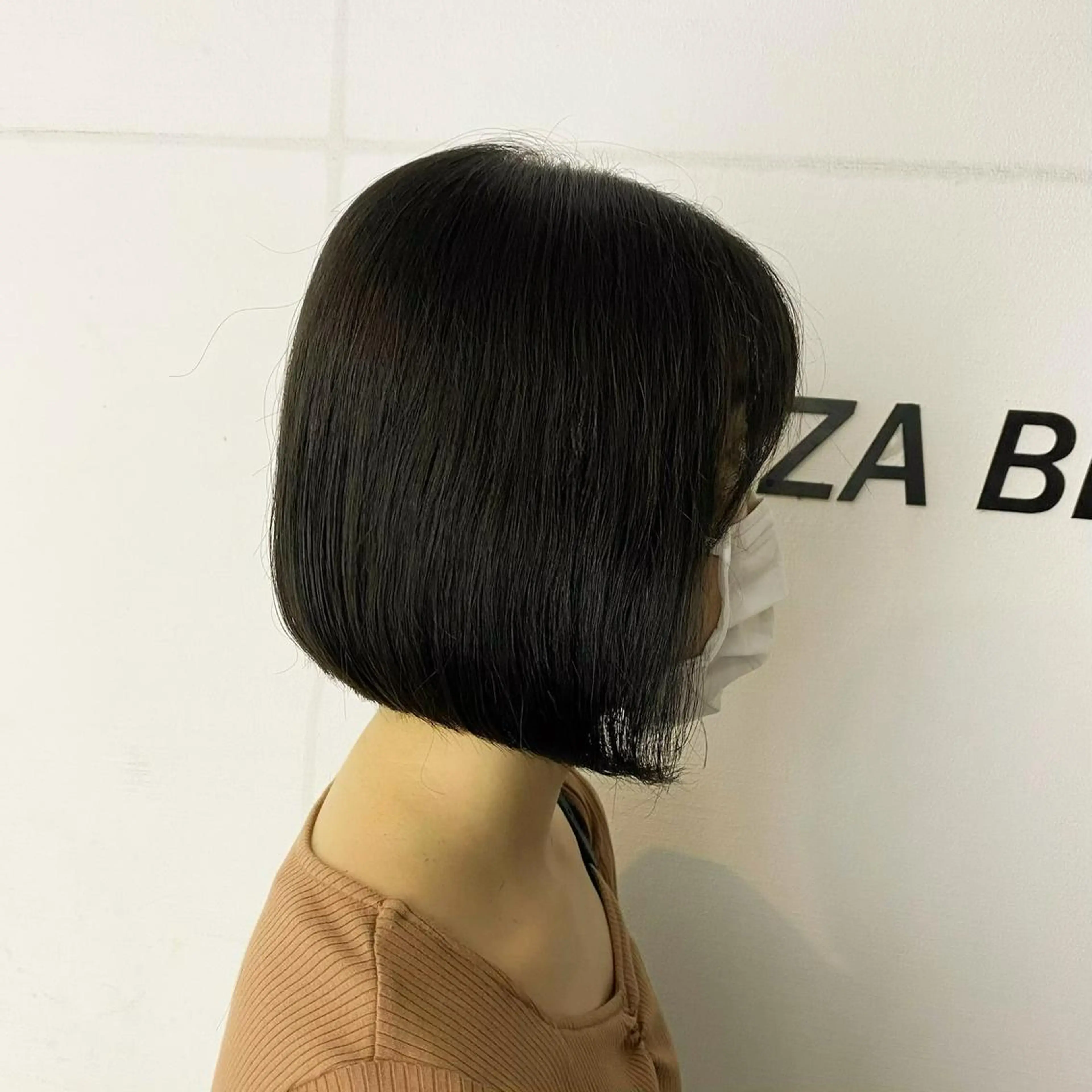 ショート カラー 💕コテ巻き風パーマ 💕KEIYA 💕のヘアスタイル