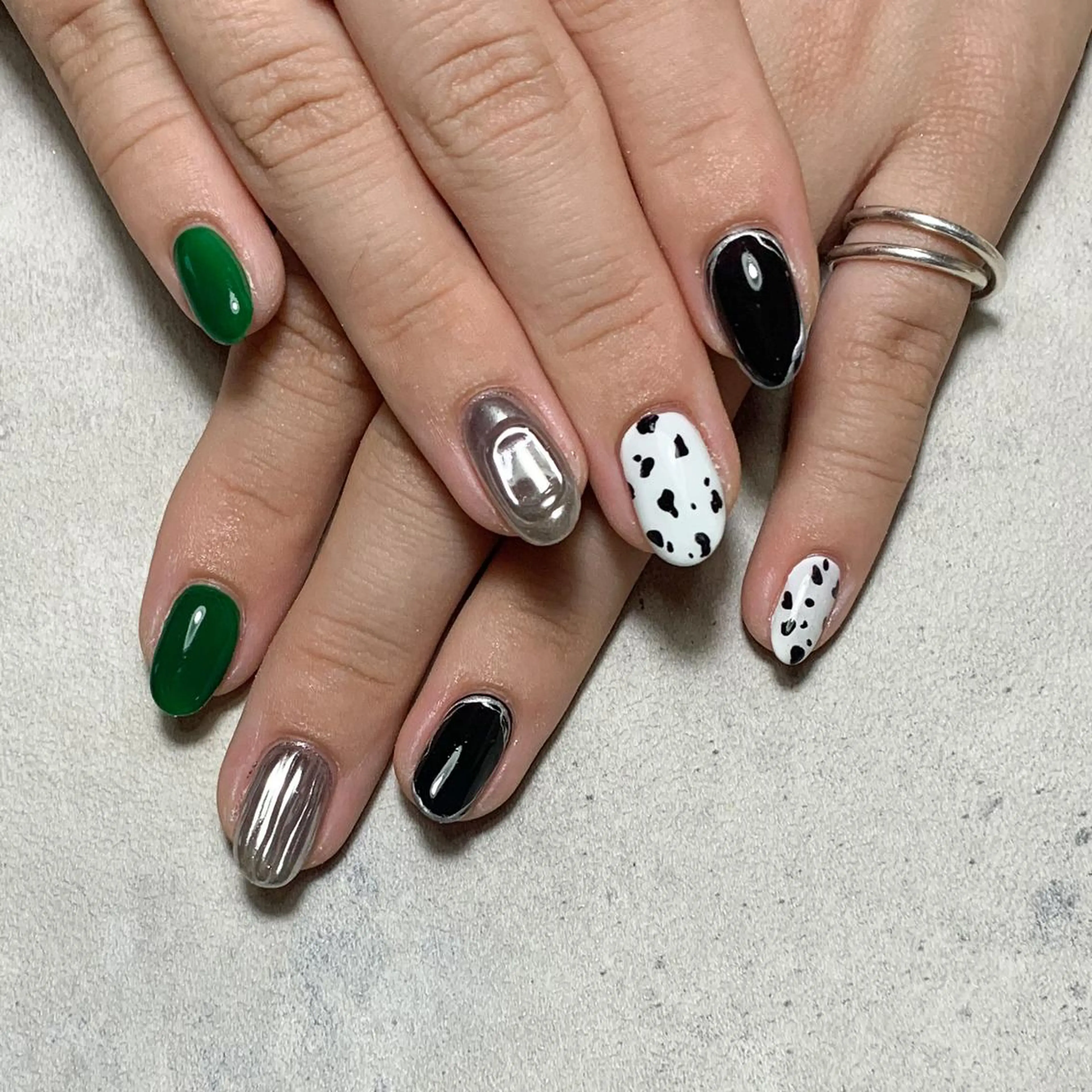 ネイル FIORITURA aiのネイルデザイン