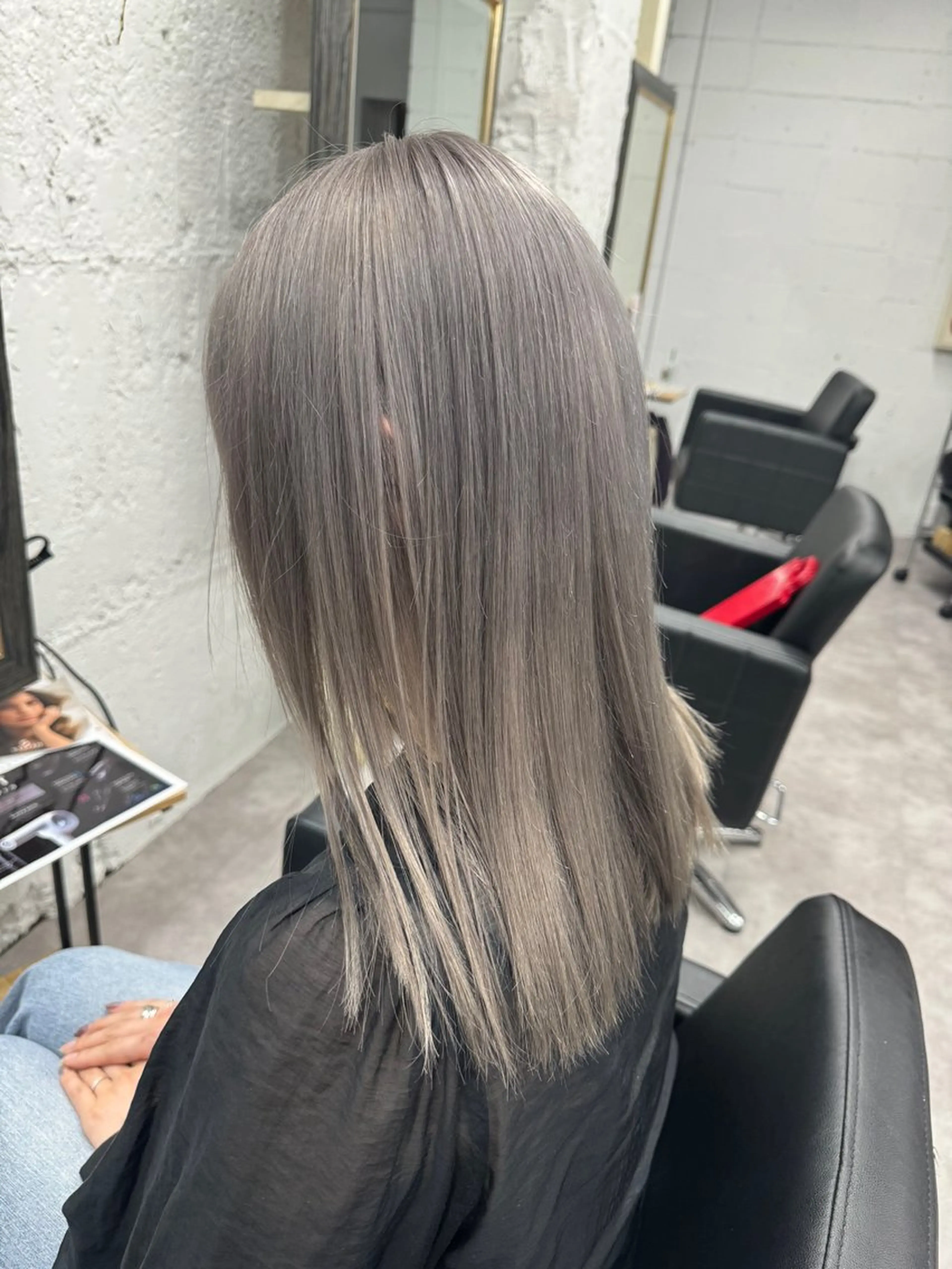 ブリーチ2回✨トリプルカラー+4stepの写真