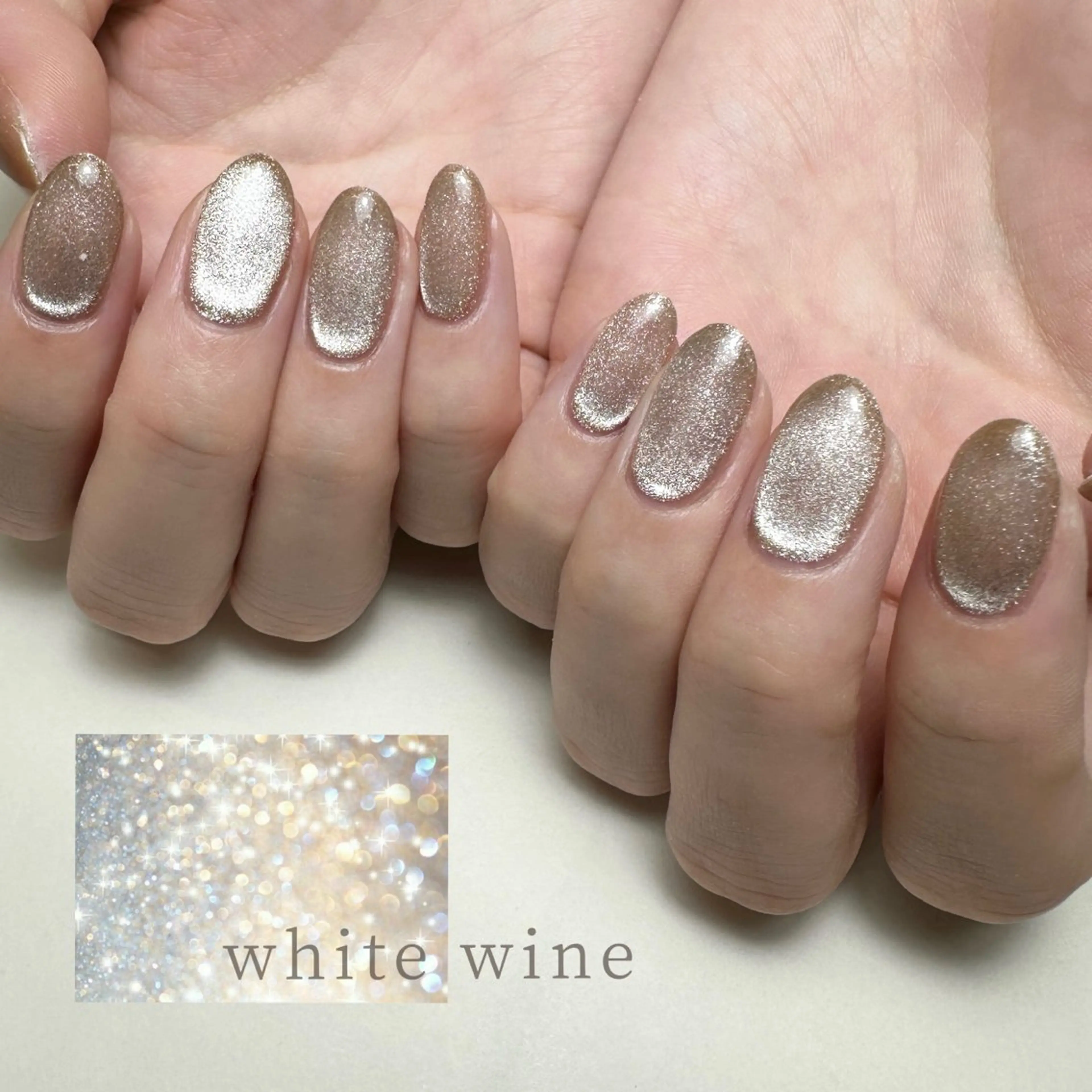 ネイル ホワイト mowa 🌿‬ kanaのネイルデザイン