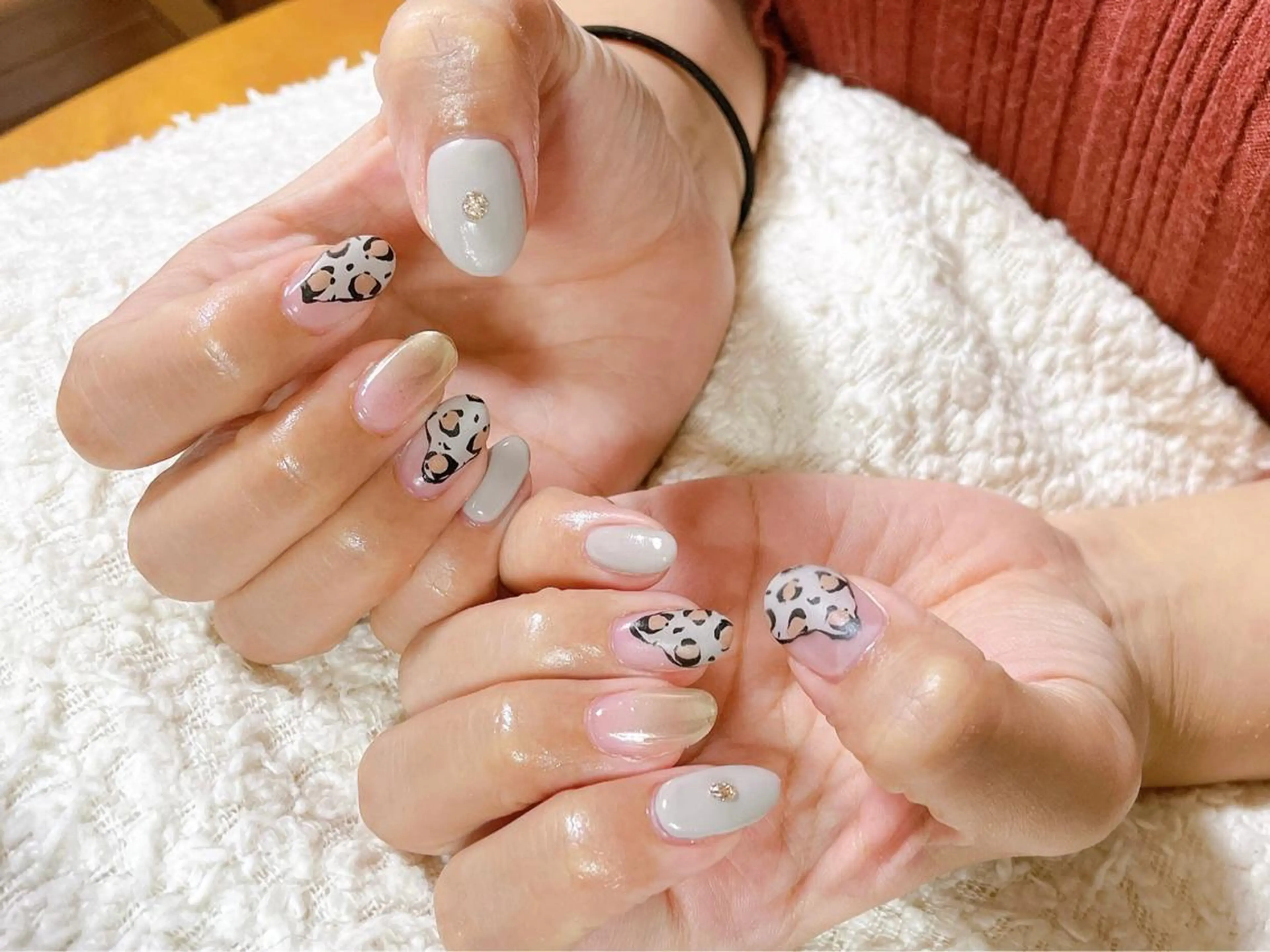 ネイル マットネイル mogunail &blowのネイルデザイン