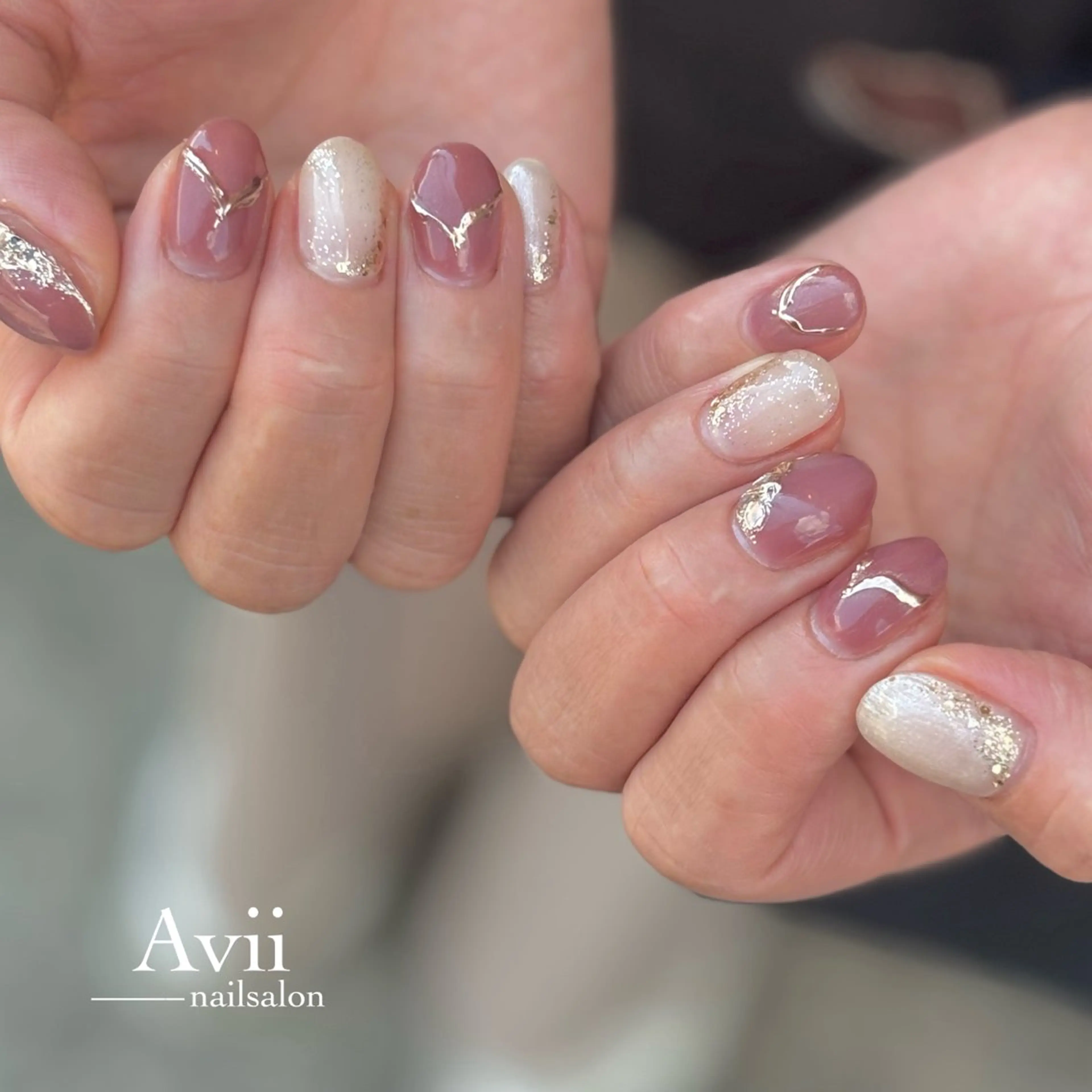 ネイル オフィスネイル ピンク うるつやネイル🫧 Amiのネイルデザイン