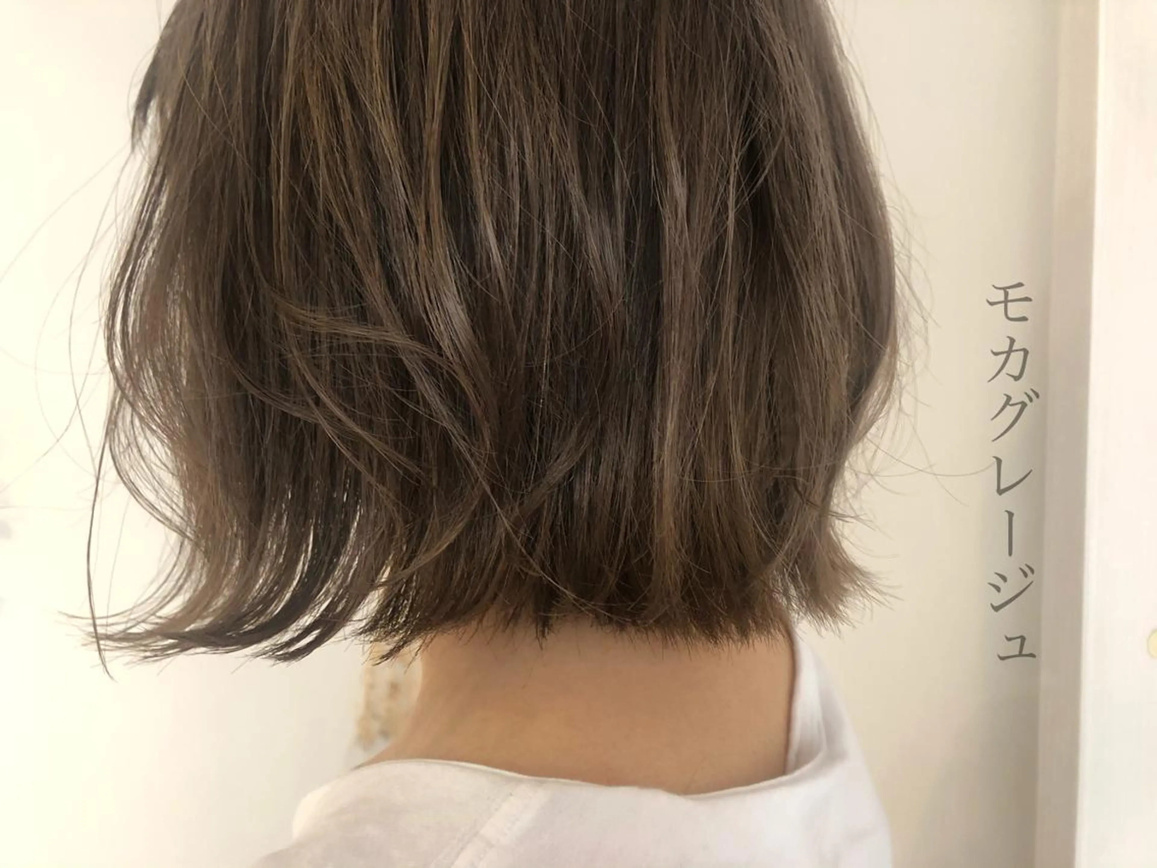 ミディアム カラー アッシュ ベージュカラー ブリーチ グレージュ ミルクティーベージュ 🤍中野 レオ🤍のヘアスタイル