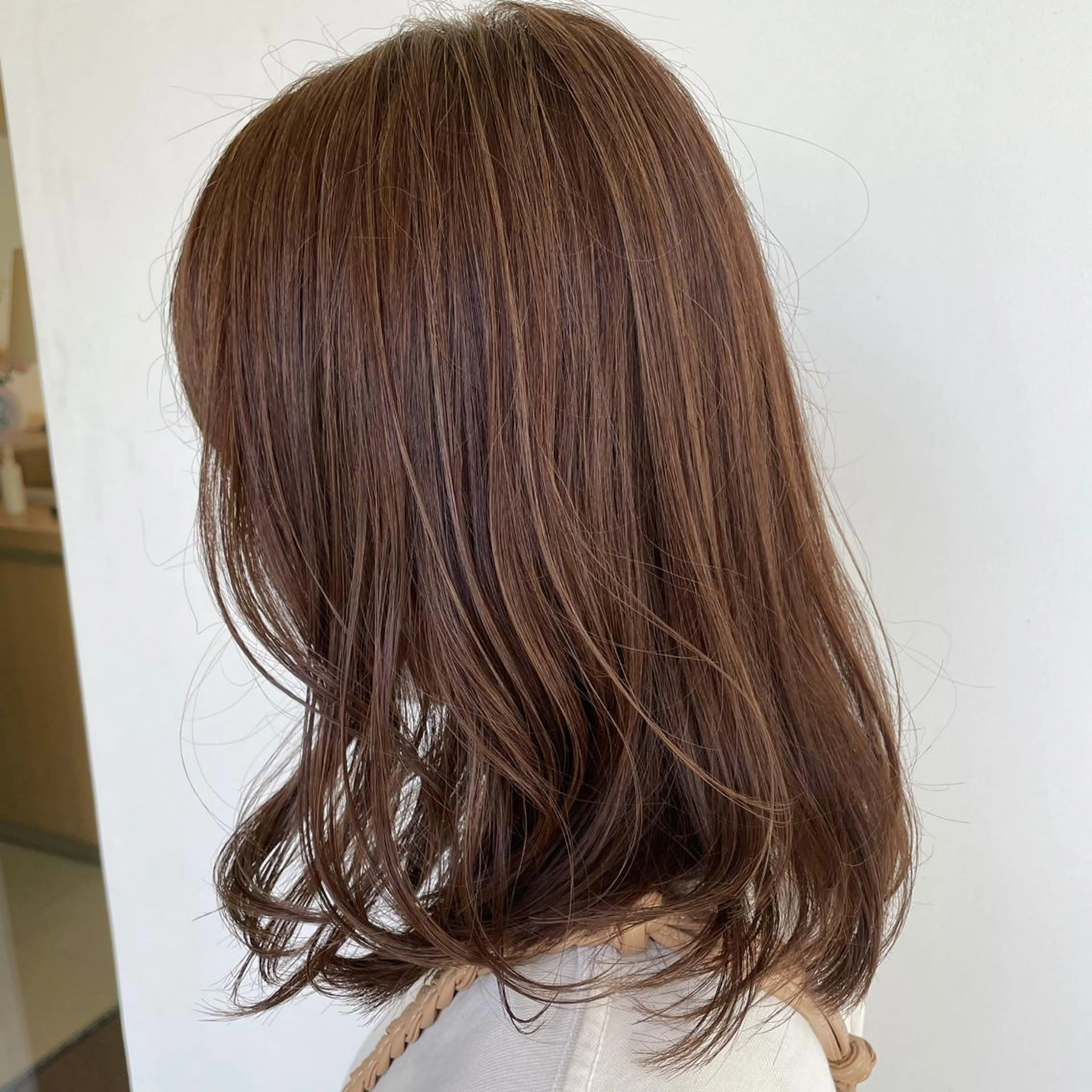 ミディアム カラー 本間 良のヘアスタイル
