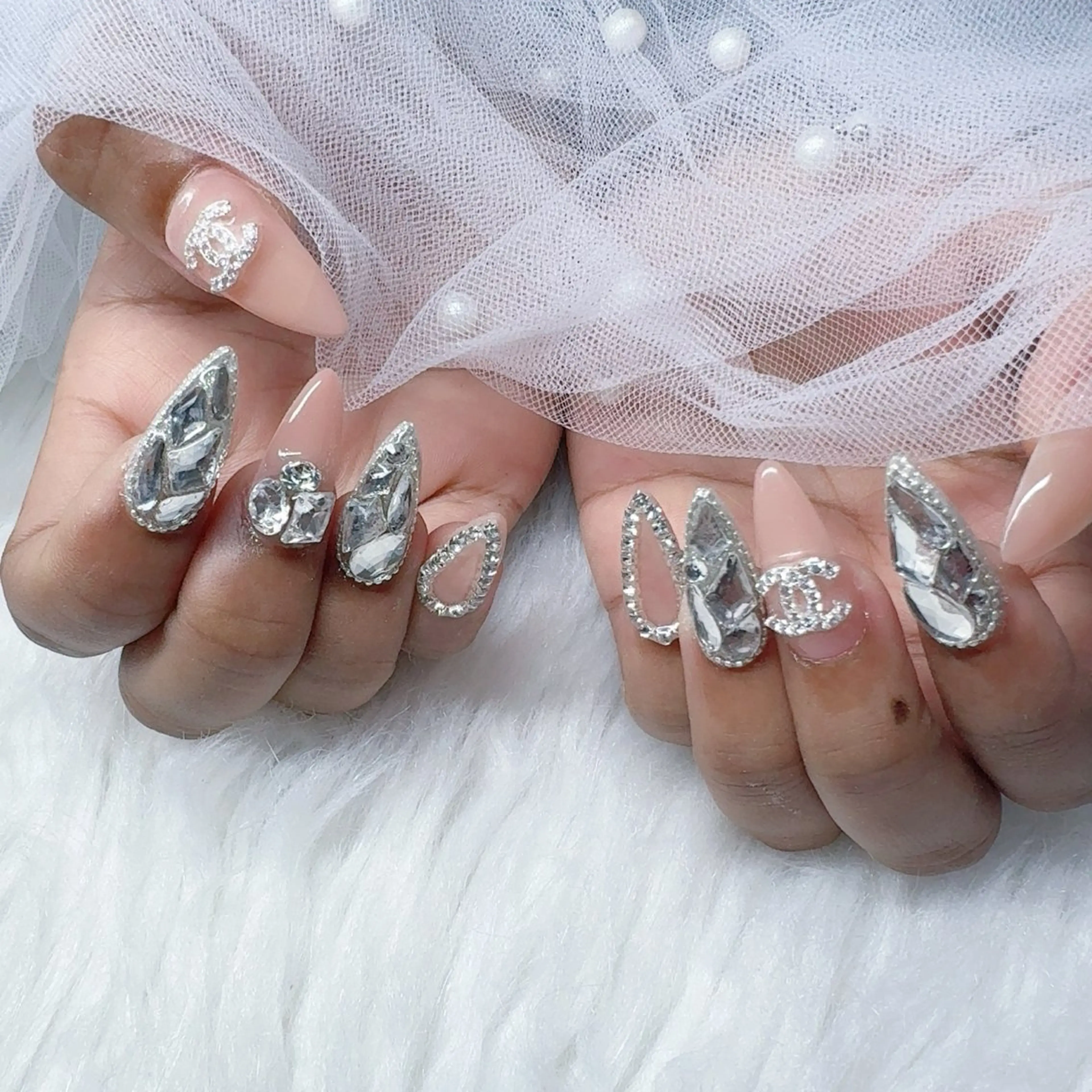 ネイル ハンドネイル Yudia Minoriのネイルデザイン