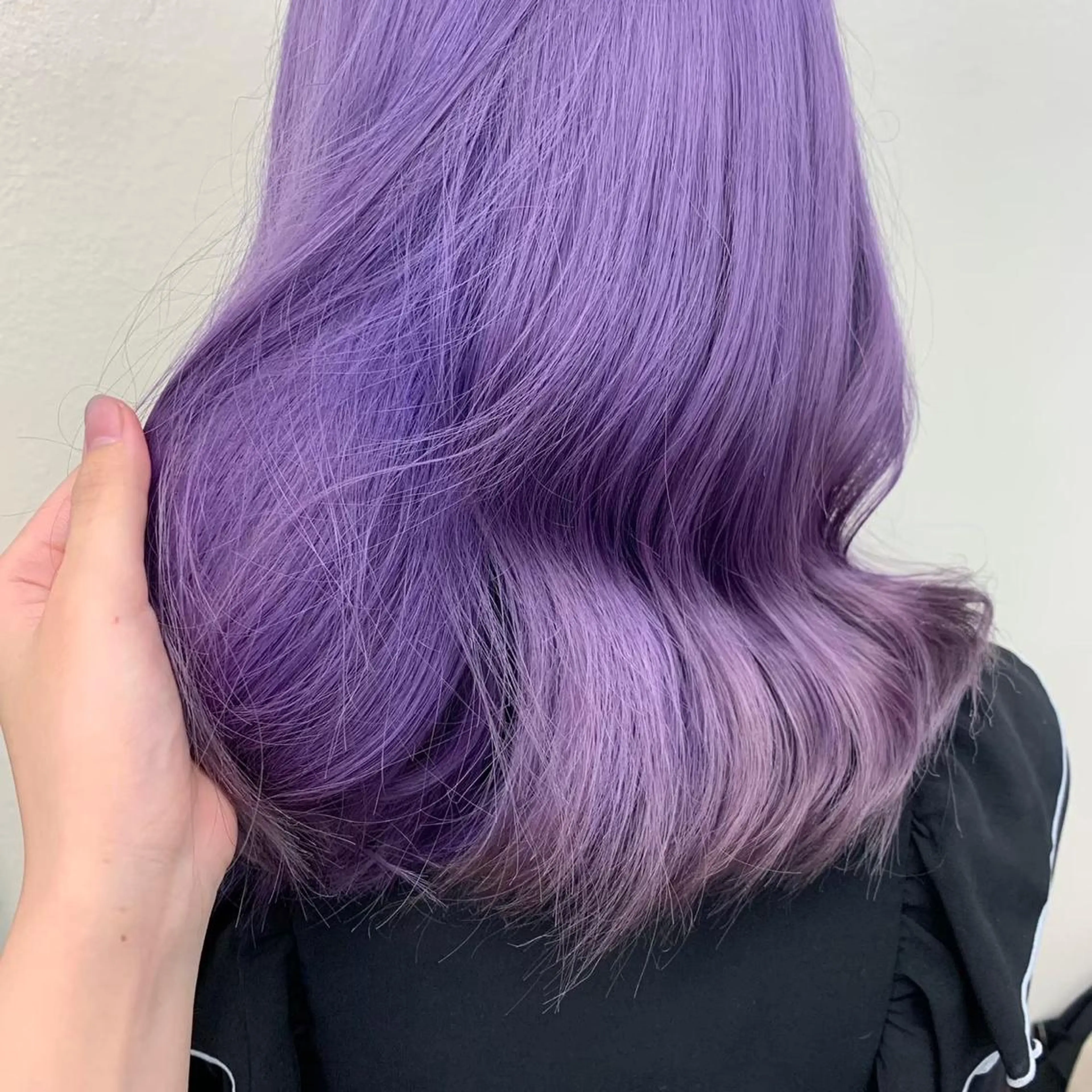 セミロング カラー 🪄池袋ハイトーン 🪄ブリーチカラーのヘアスタイル