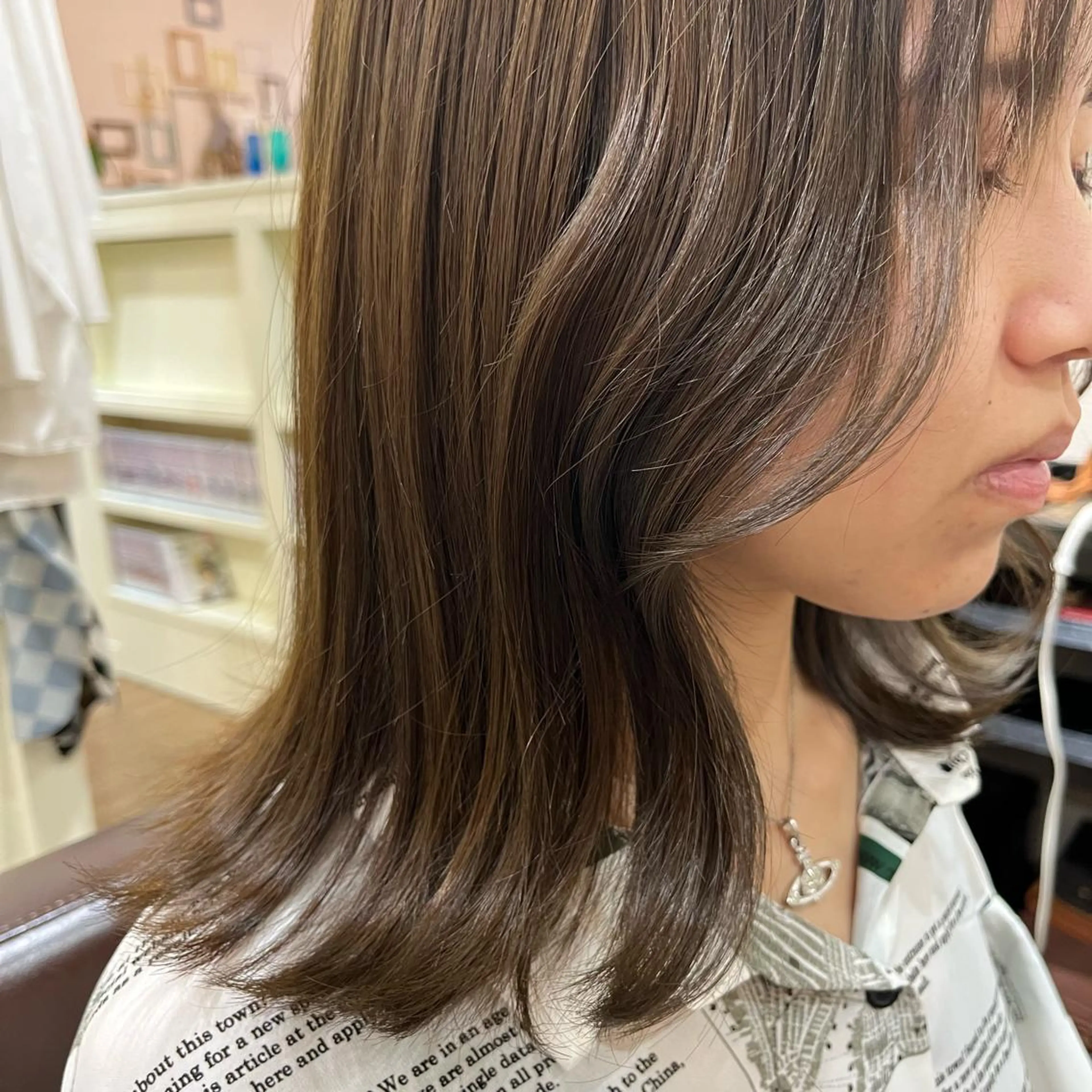ミディアム 韓国風ヘア 堀谷 彩花のヘアスタイル