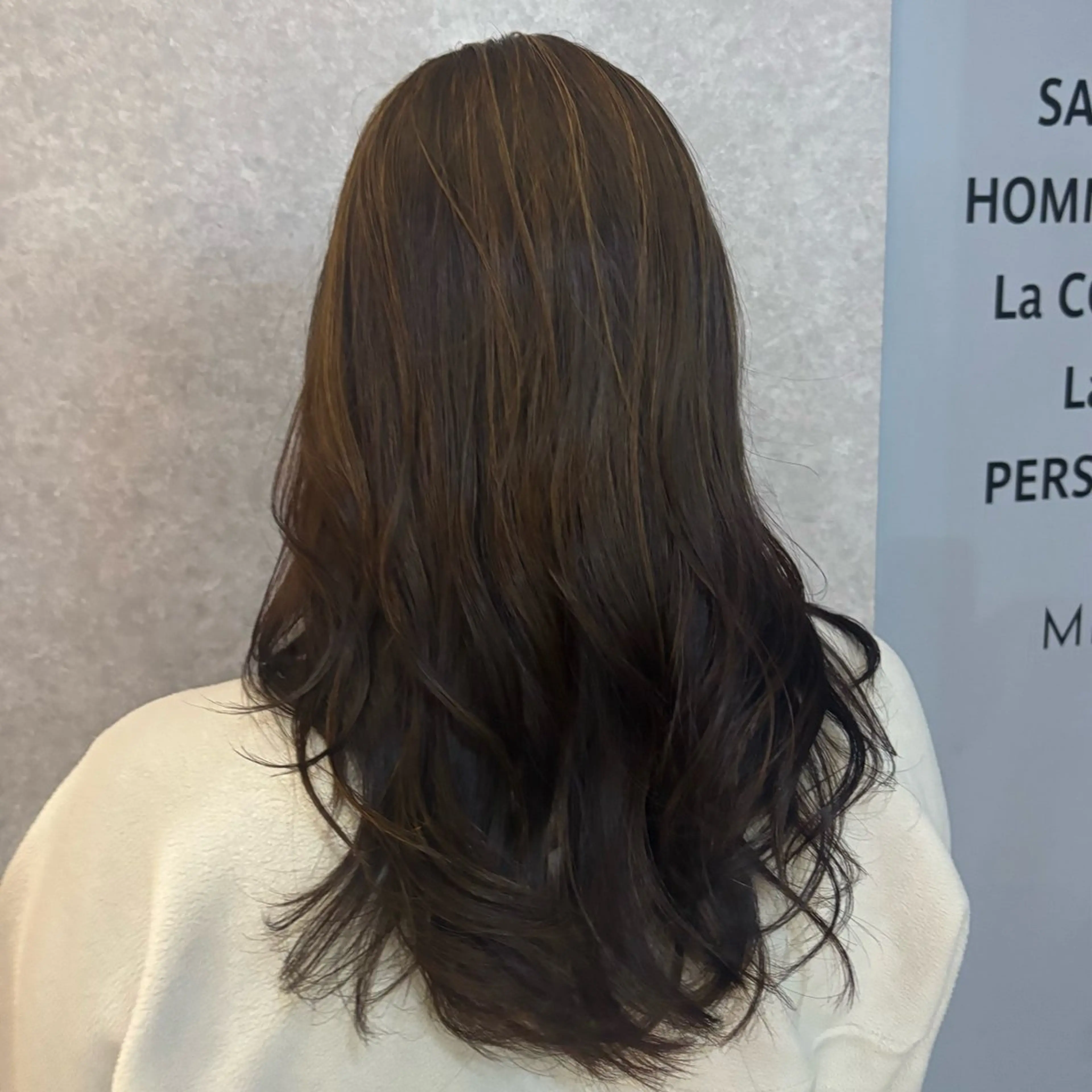 セミロング ハイライト ヘアカラー ⚪️マナエ⚪️ ／学芸大学のヘアスタイル