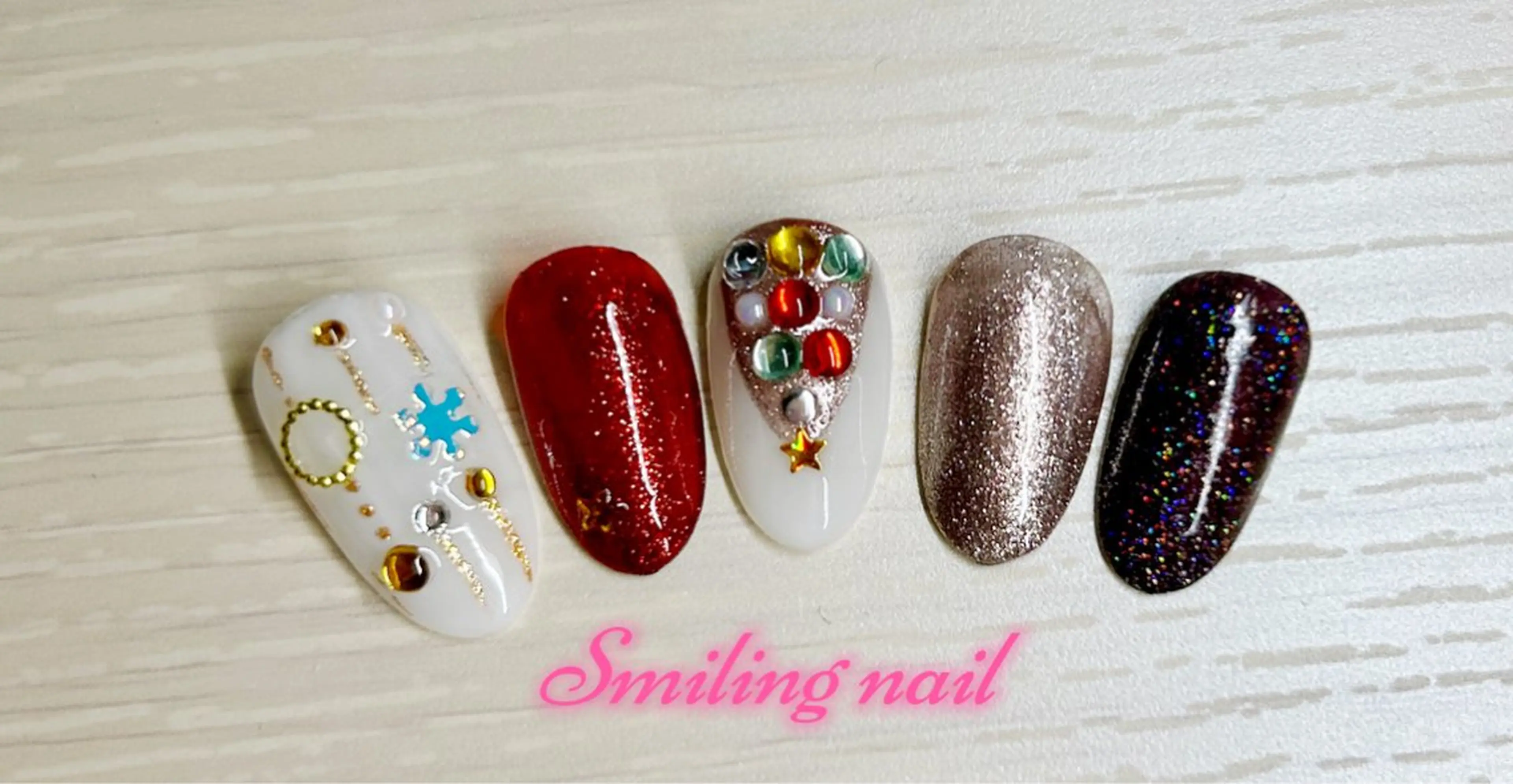 ネイル Smiling nailのネイルデザイン