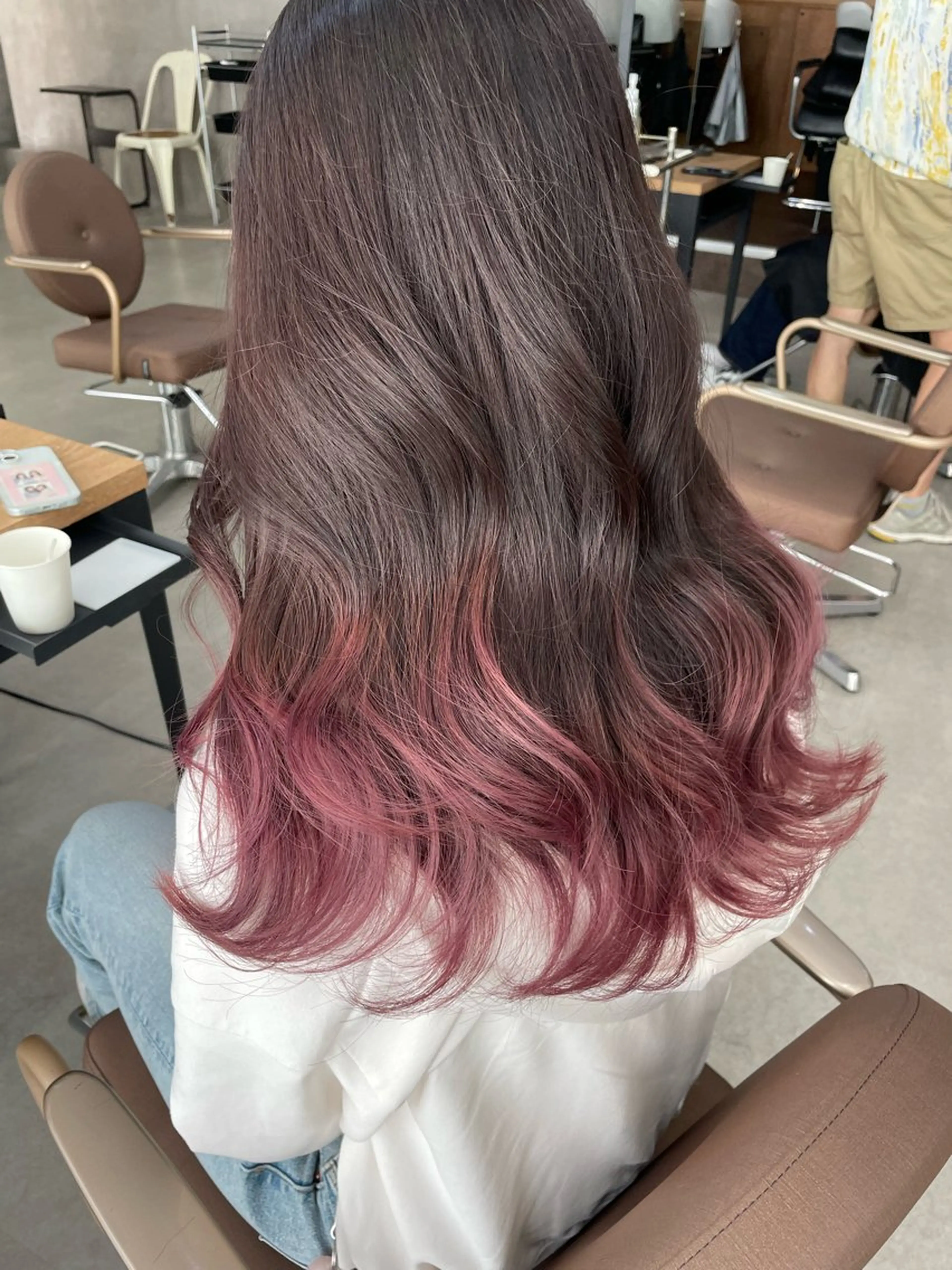 セミロング ヘアカラー 横山 奈央のヘアスタイル