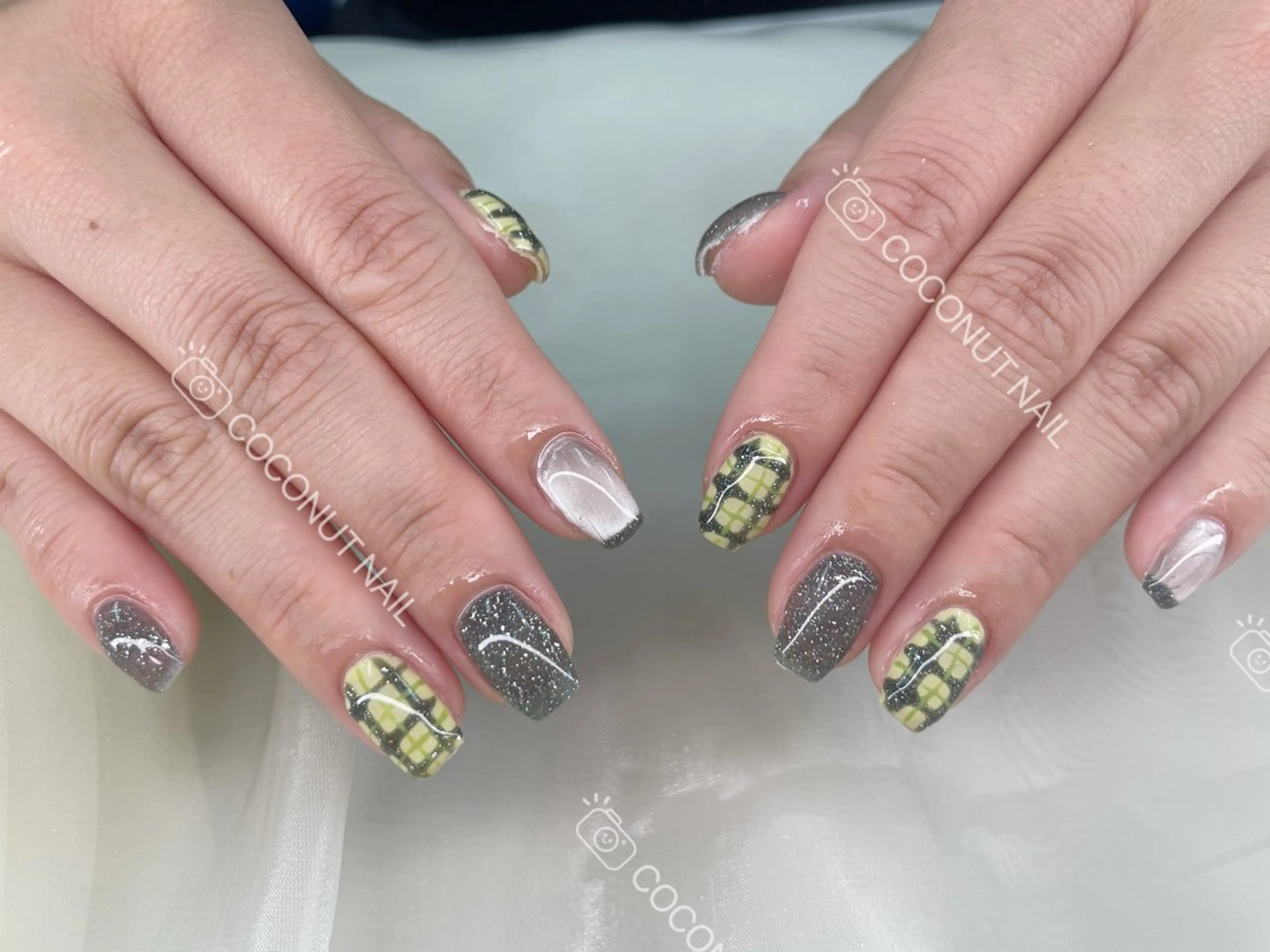 ネイル ハンドネイル 神田 ココナッツのネイルデザイン
