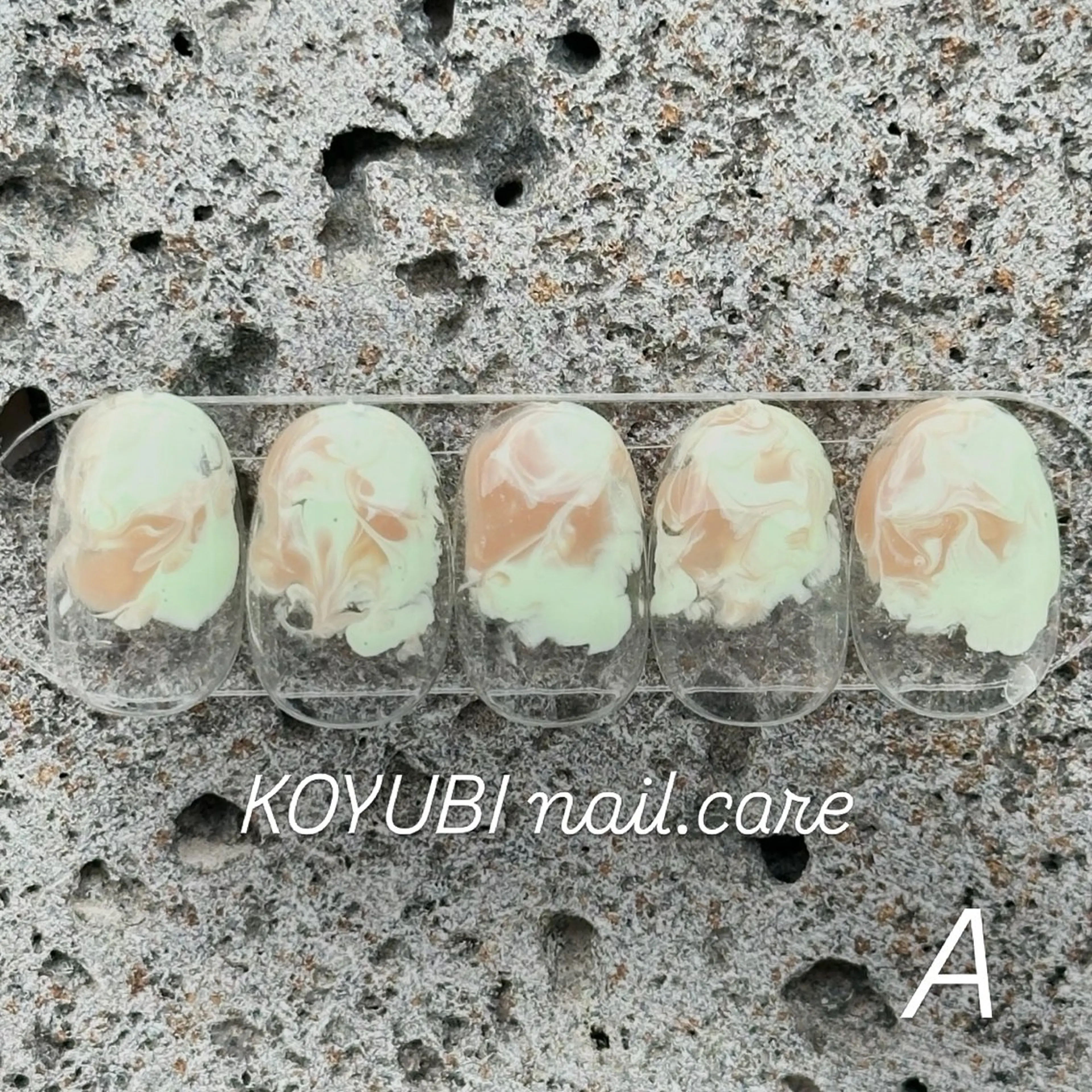 ネイル KOYUBI 大関のネイルデザイン