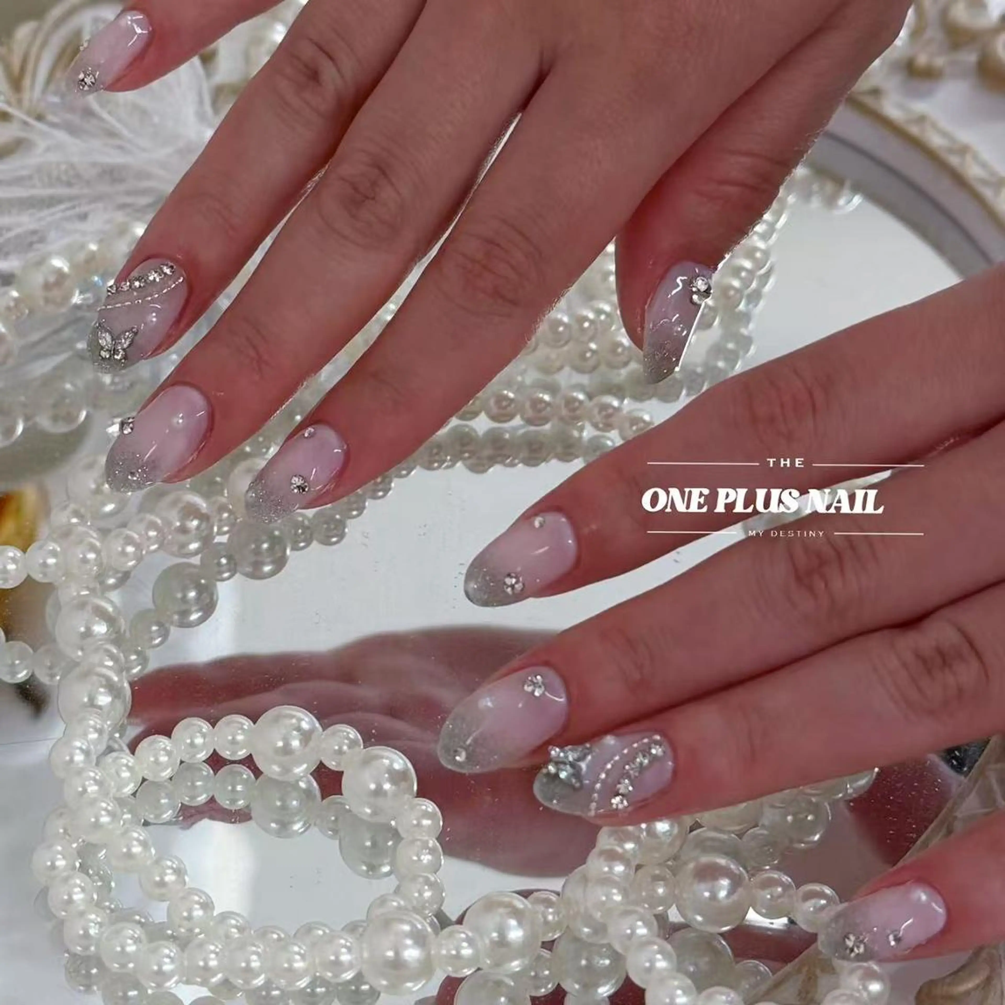 ネイル アィ リーンのネイルデザイン