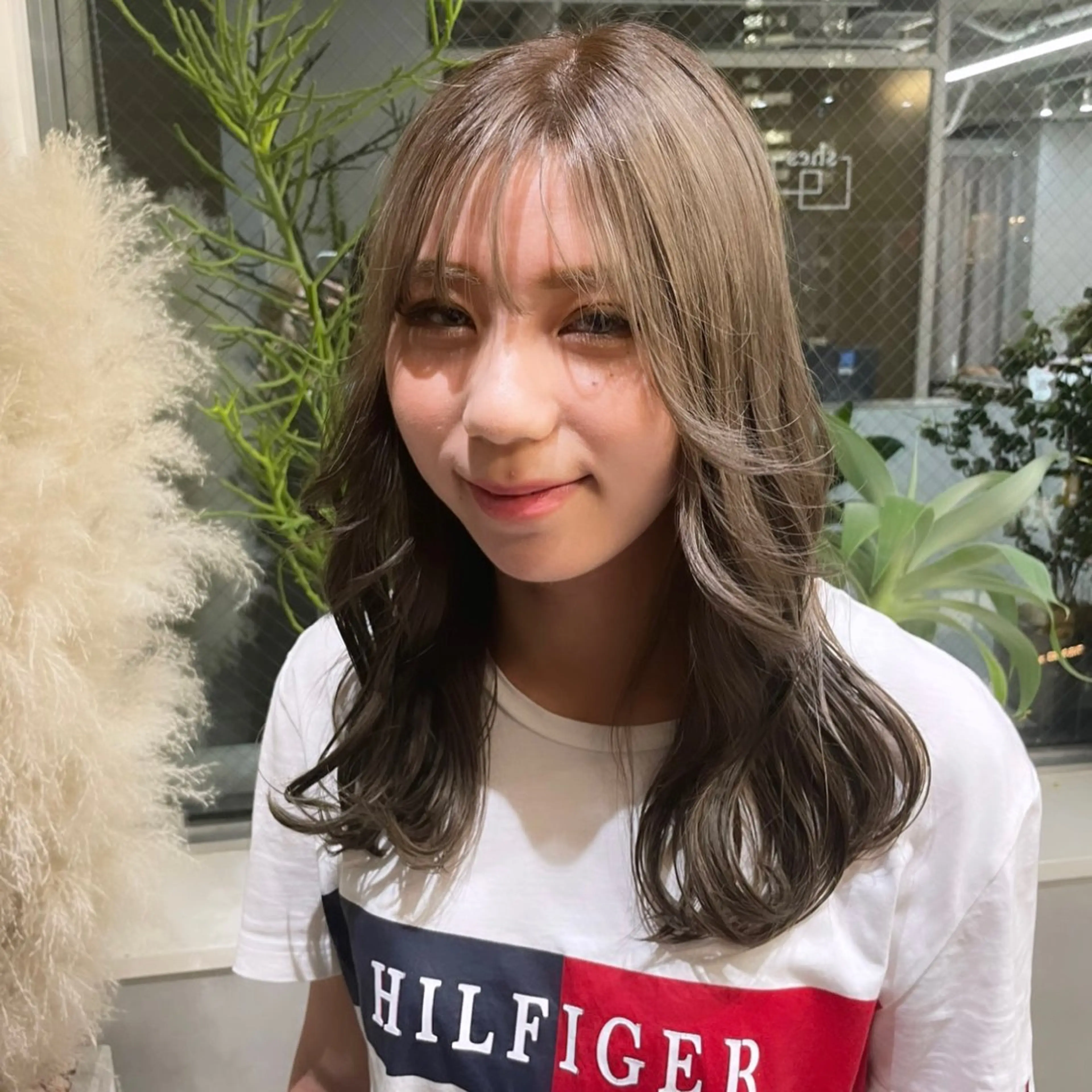 ロング カラー 透明感カラー グレージュ Rui/透明感カラー 暖色/レイヤーカットのヘアスタイル