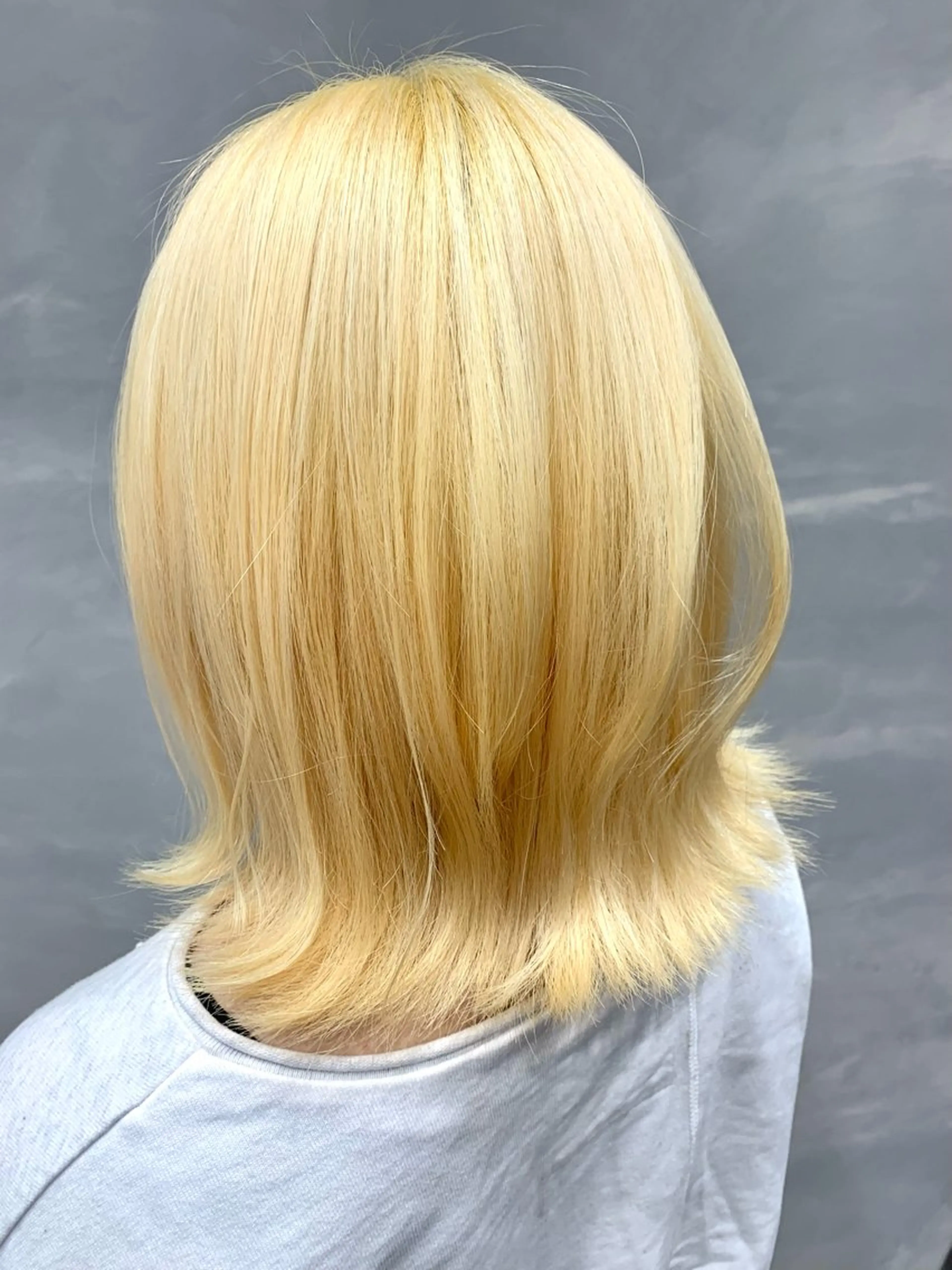 セミロング ヘアカラー newiネウィ _naoのヘアスタイル