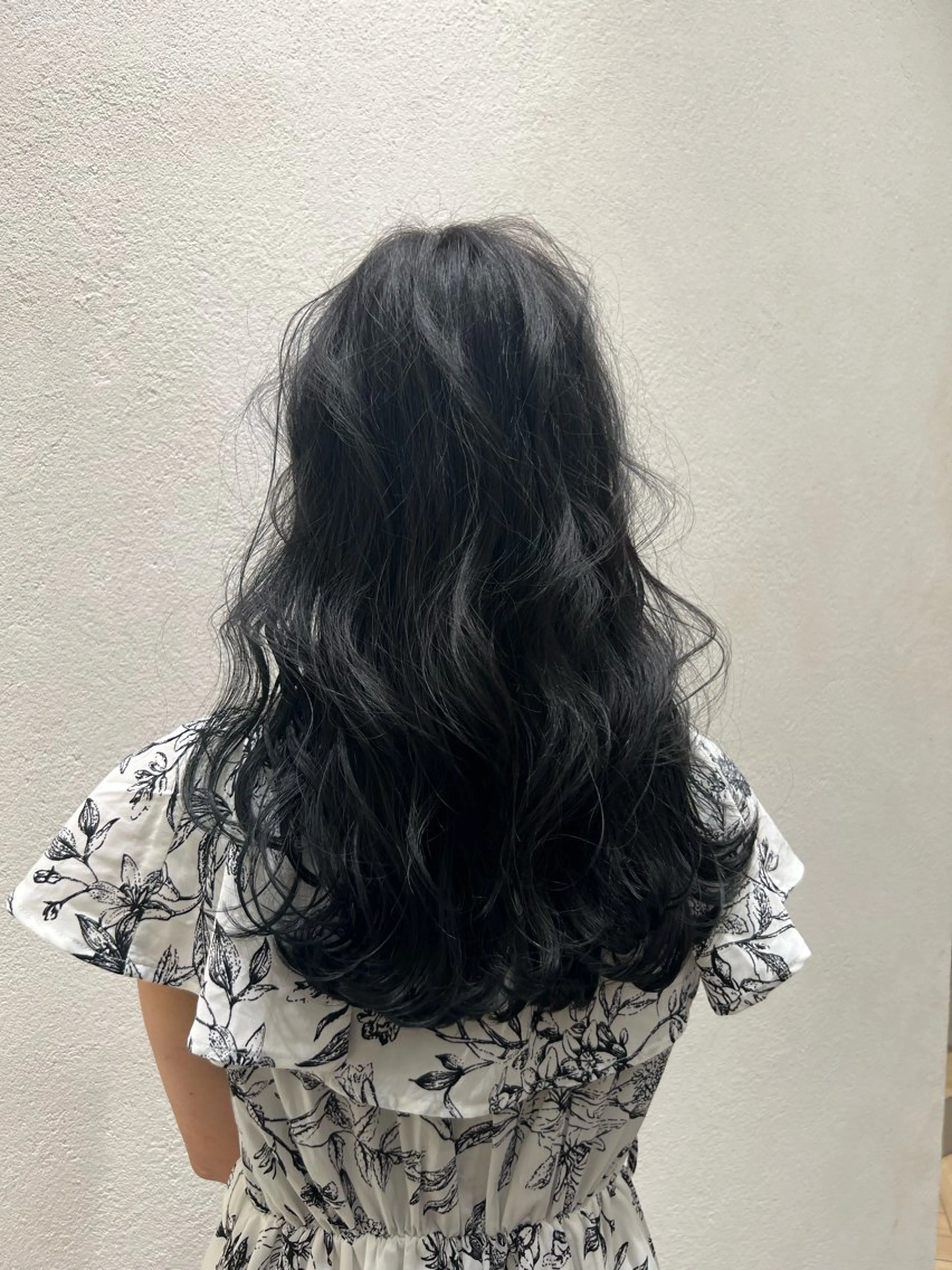 5日大募集！！！白髪染めヘアマニキュアリタッチ+極上トリートメントorヘッドスパ✨の写真