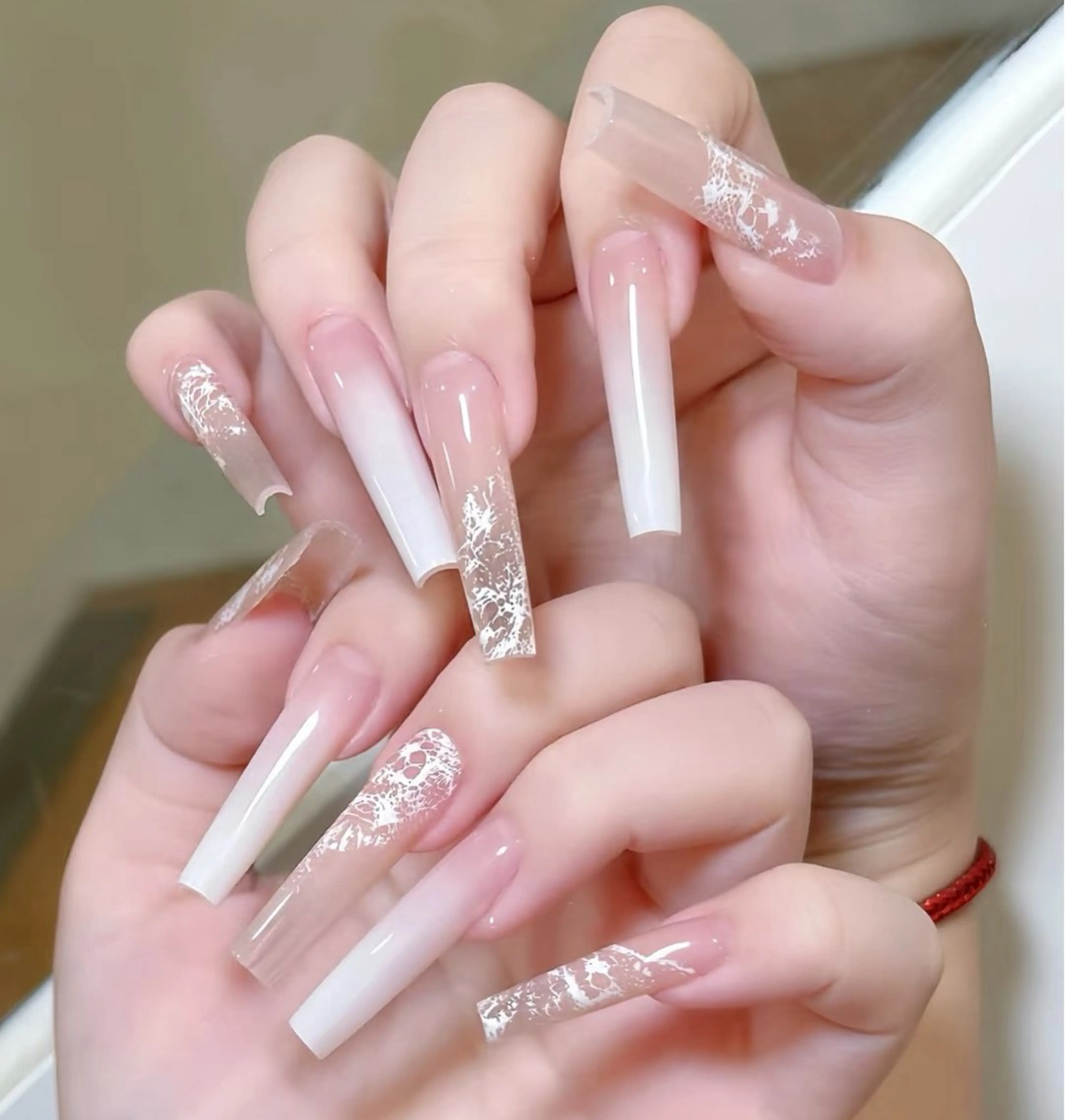 ネイル オーロラネイル 成人式 フットネイル フレンチネイル ジェルネイル ハンドネイル 長さだし専門 ありさのネイルデザイン