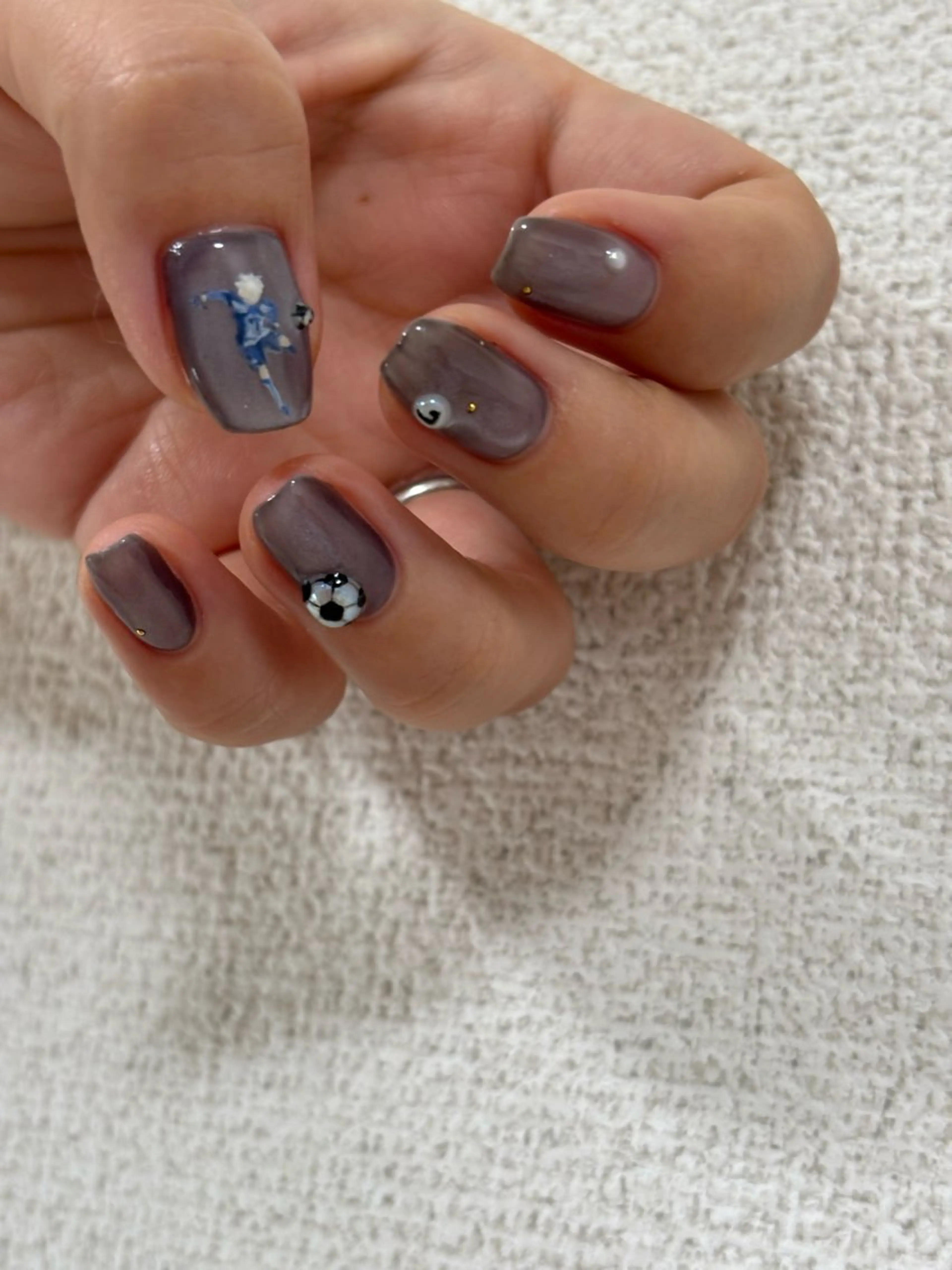 ネイル ハンドネイル FIORITURA Maikoのネイルデザイン