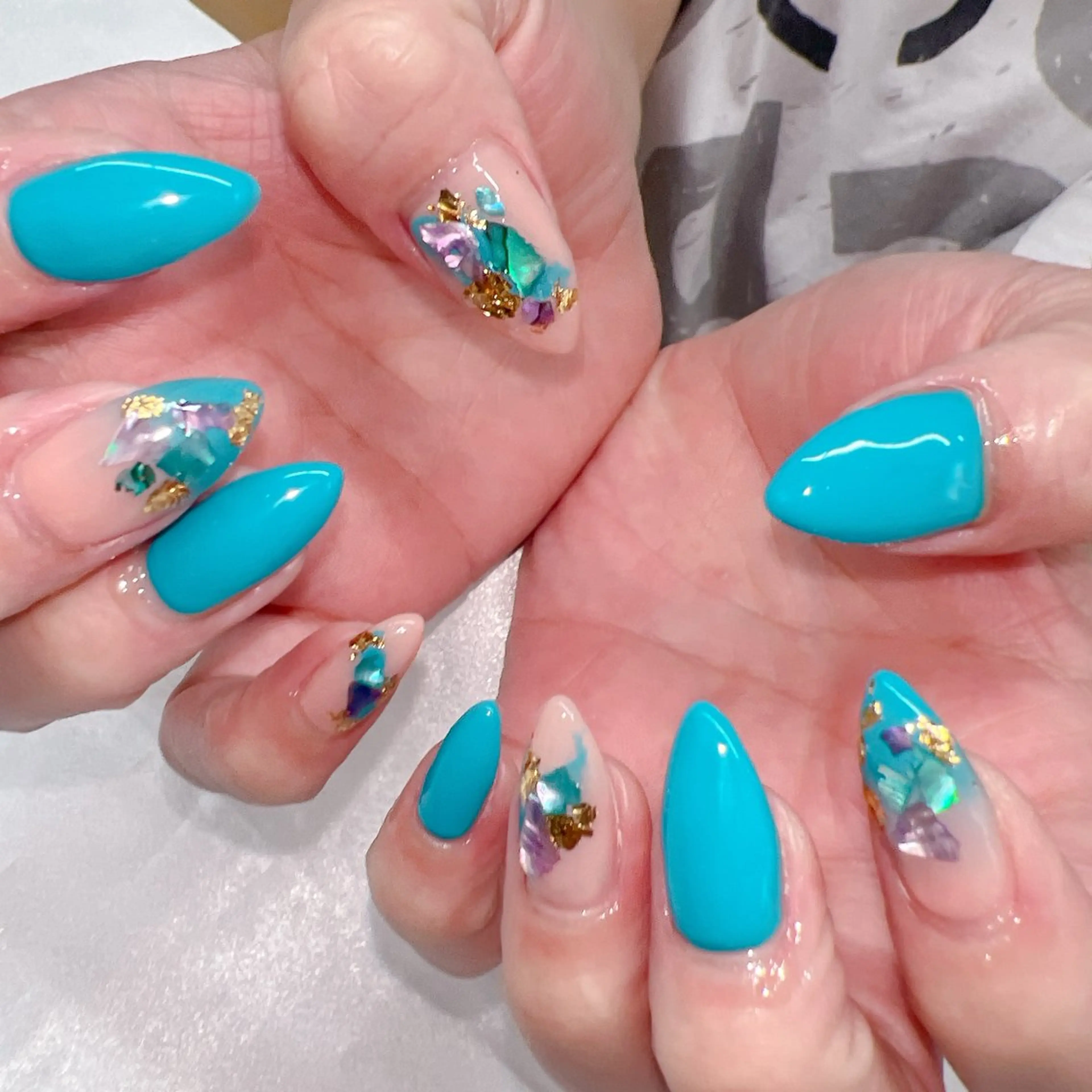 ネイル Emi lyのネイルデザイン