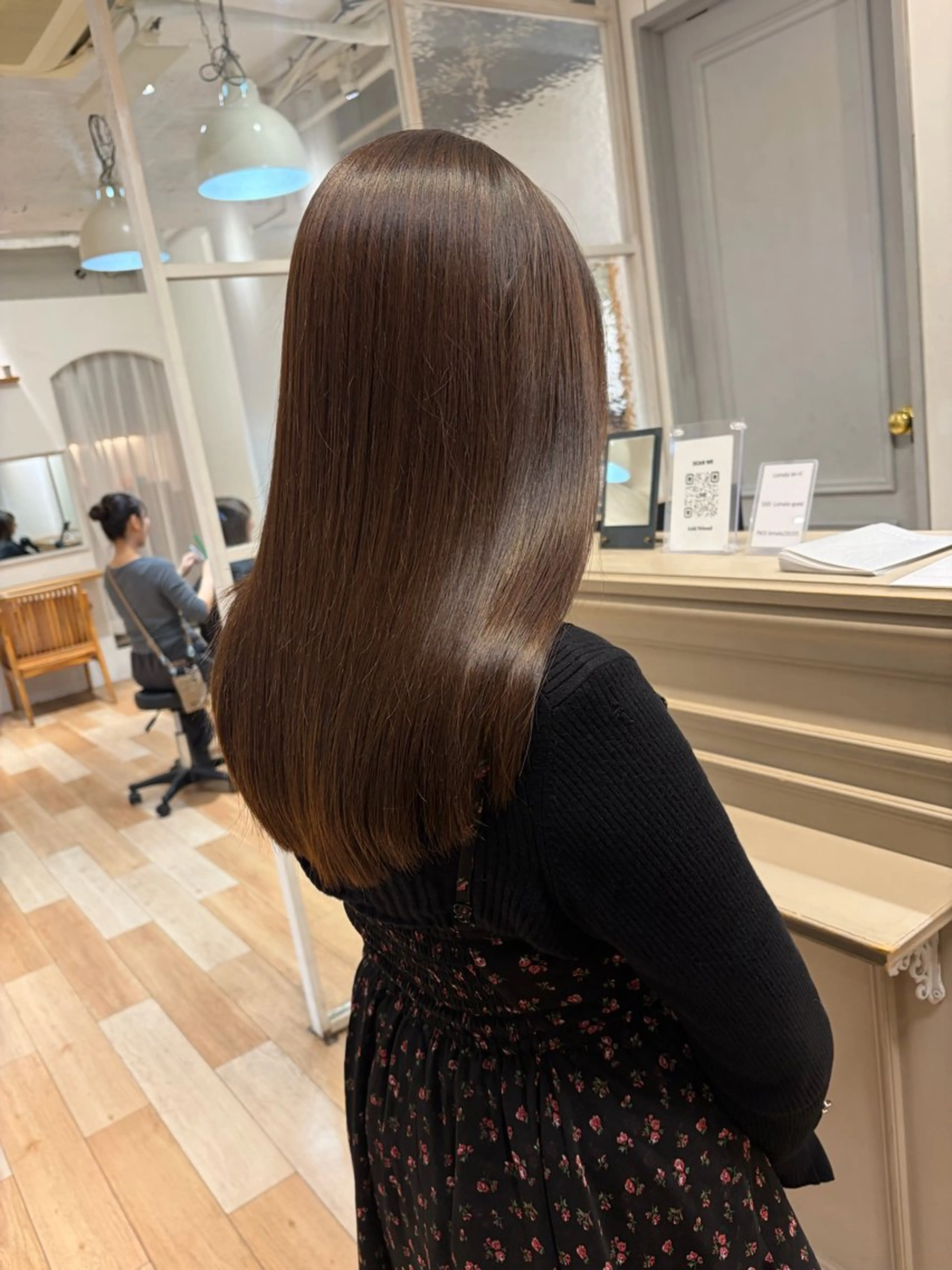 セミロング カラー 縮毛矯正 ヘアカラー 縮毛矯正 縮毛/ベージュカラー Mariamu🫧のヘアスタイル