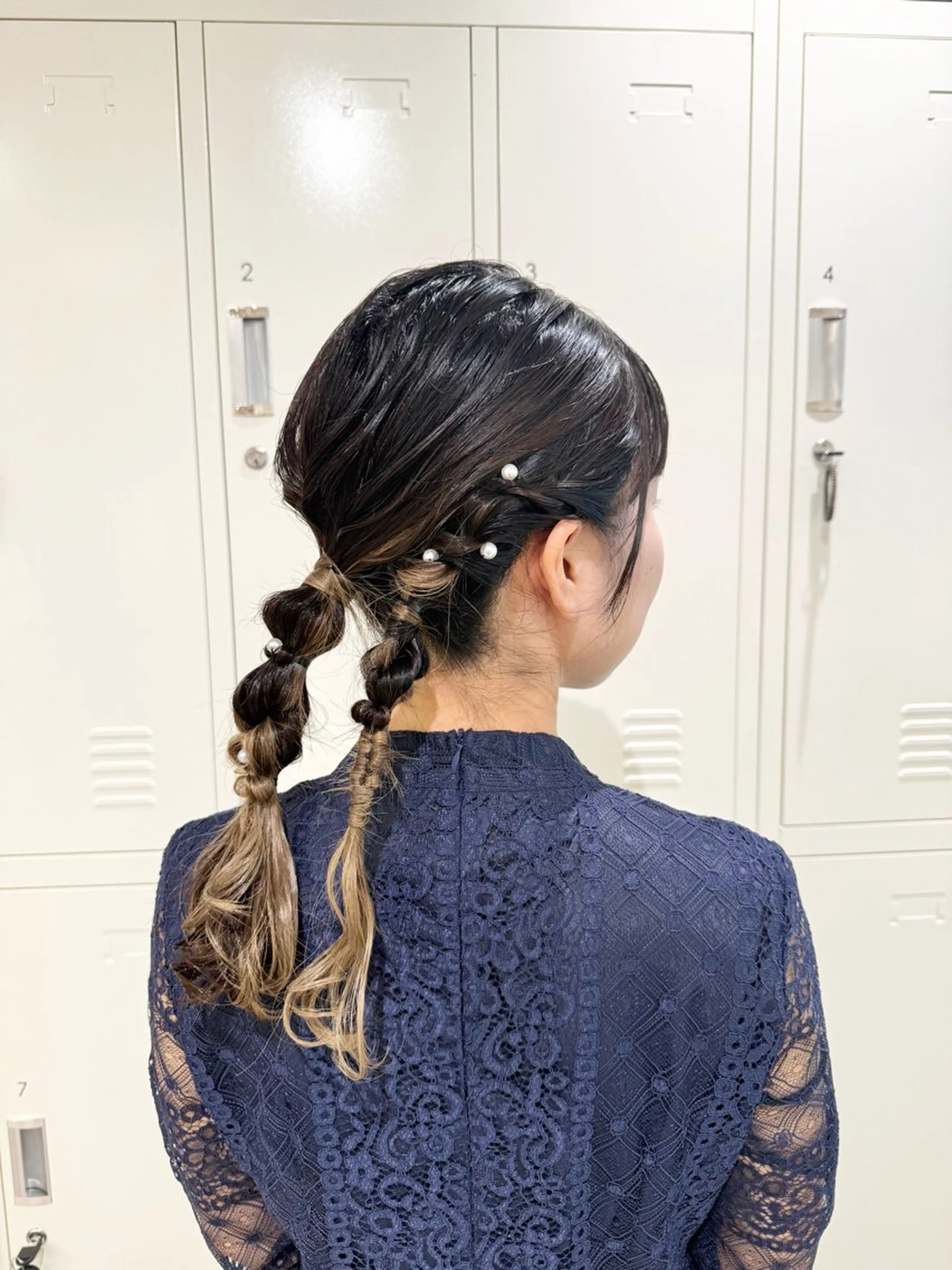 ロング カラー ヘアアレンジ ヘアセット オタク美容師☃️🩵 ヘアアレンジ/暗髪のヘアスタイル