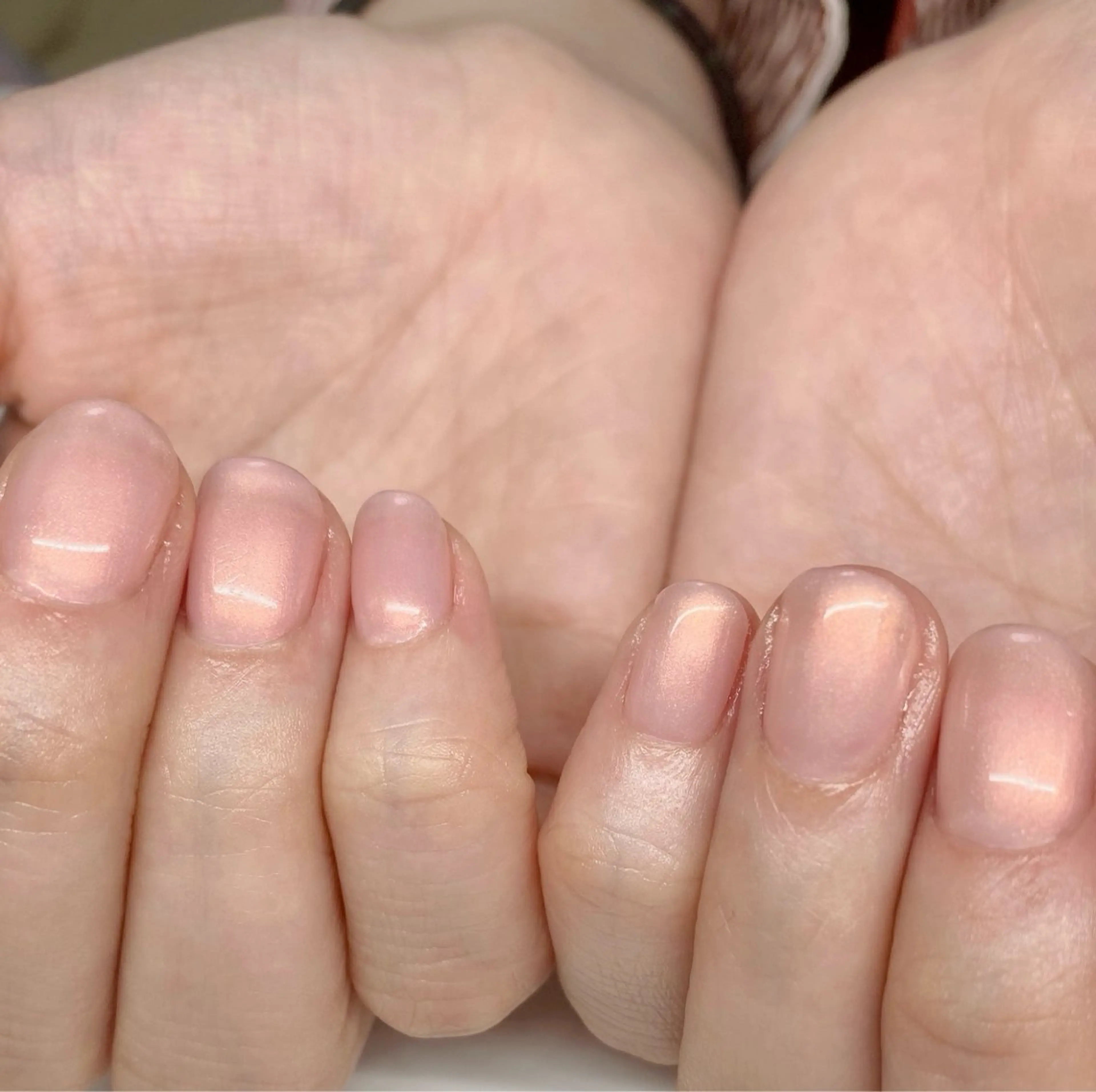 ネイル オーロラネイル ピンク ハンドネイル Nail Salon K 🧸美爪育成のネイルデザイン