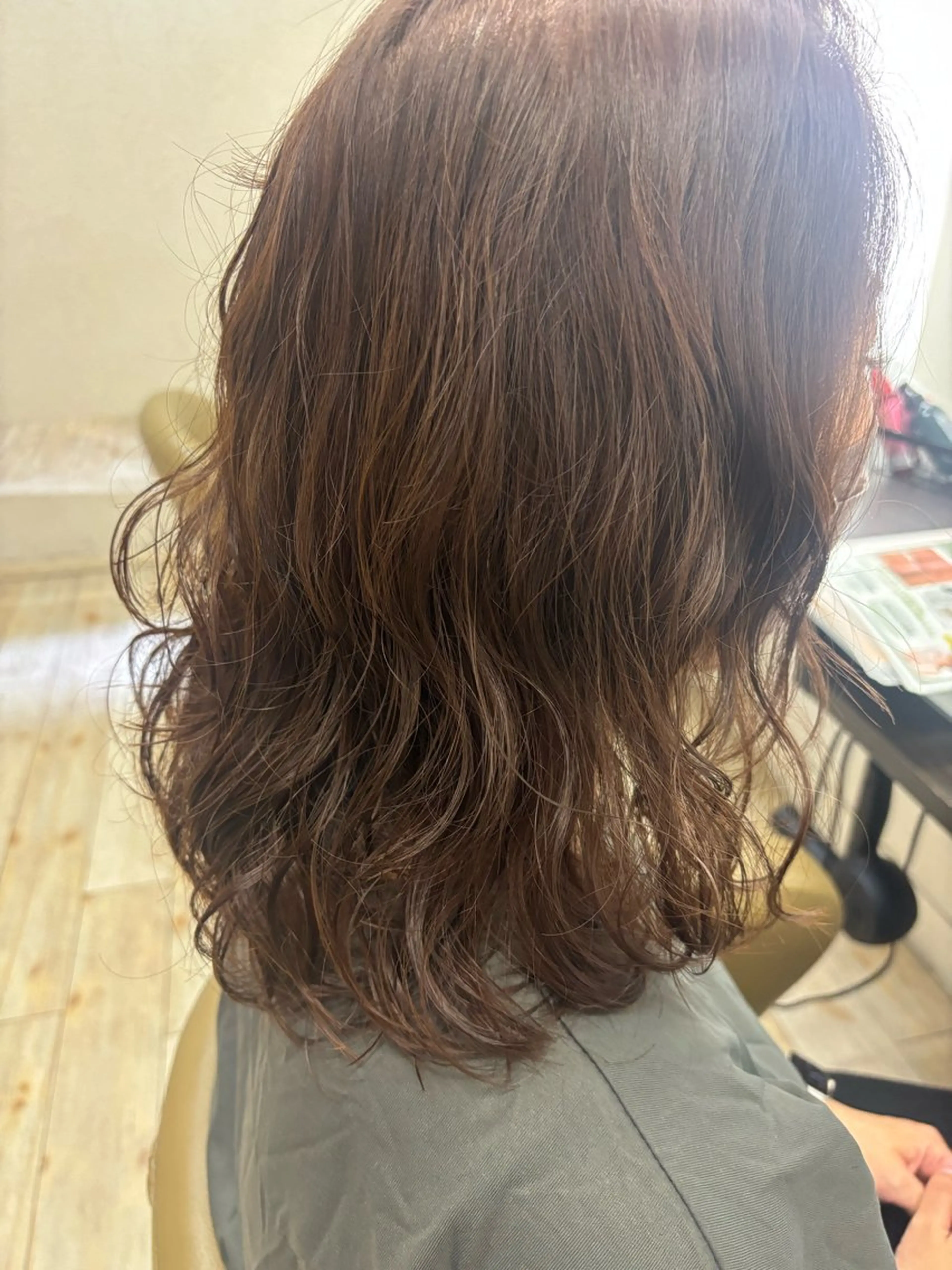 ロング パーマ カット パーマ ルプラボウ 石黒よう子のヘアスタイル