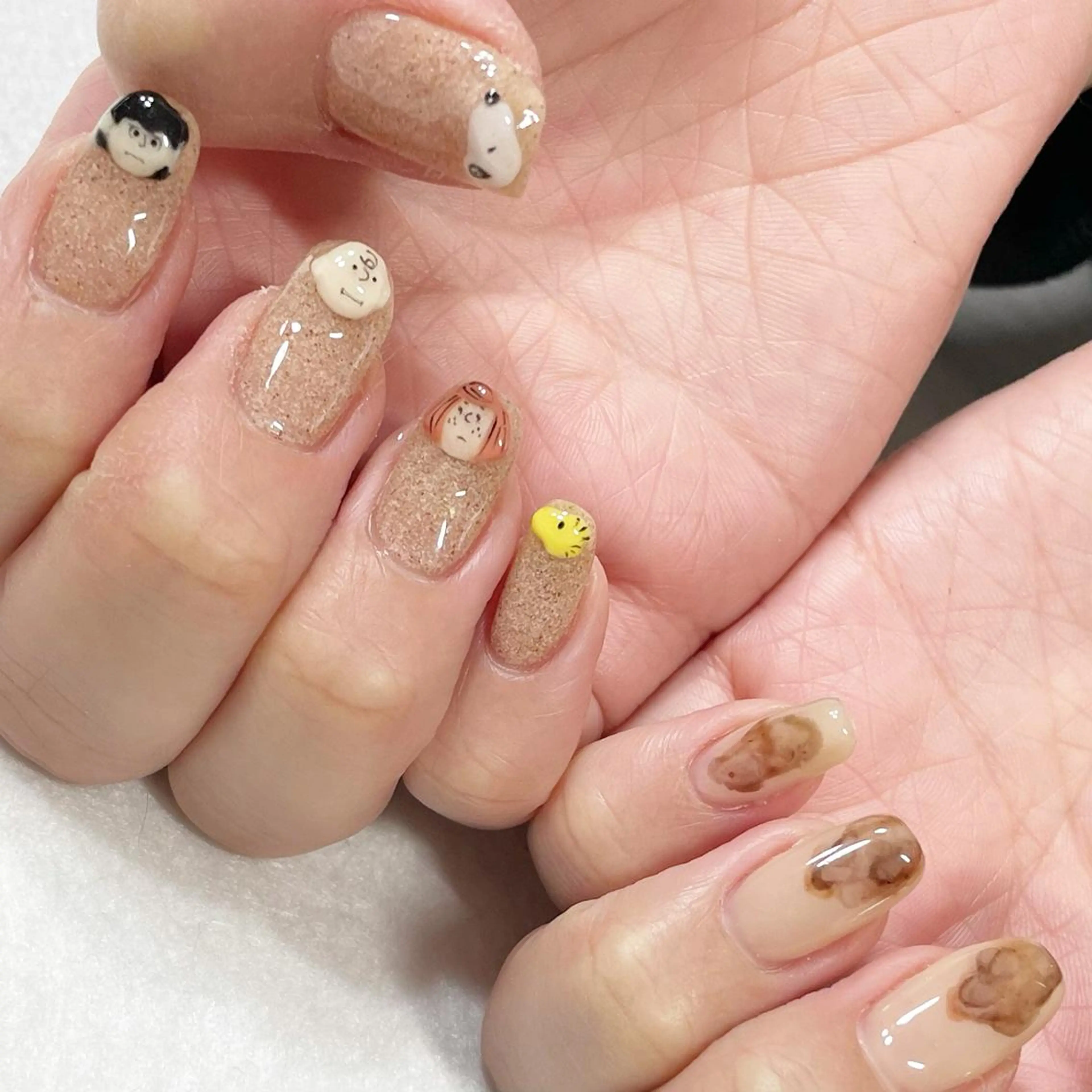 ネイル 東 千夏のネイルデザイン