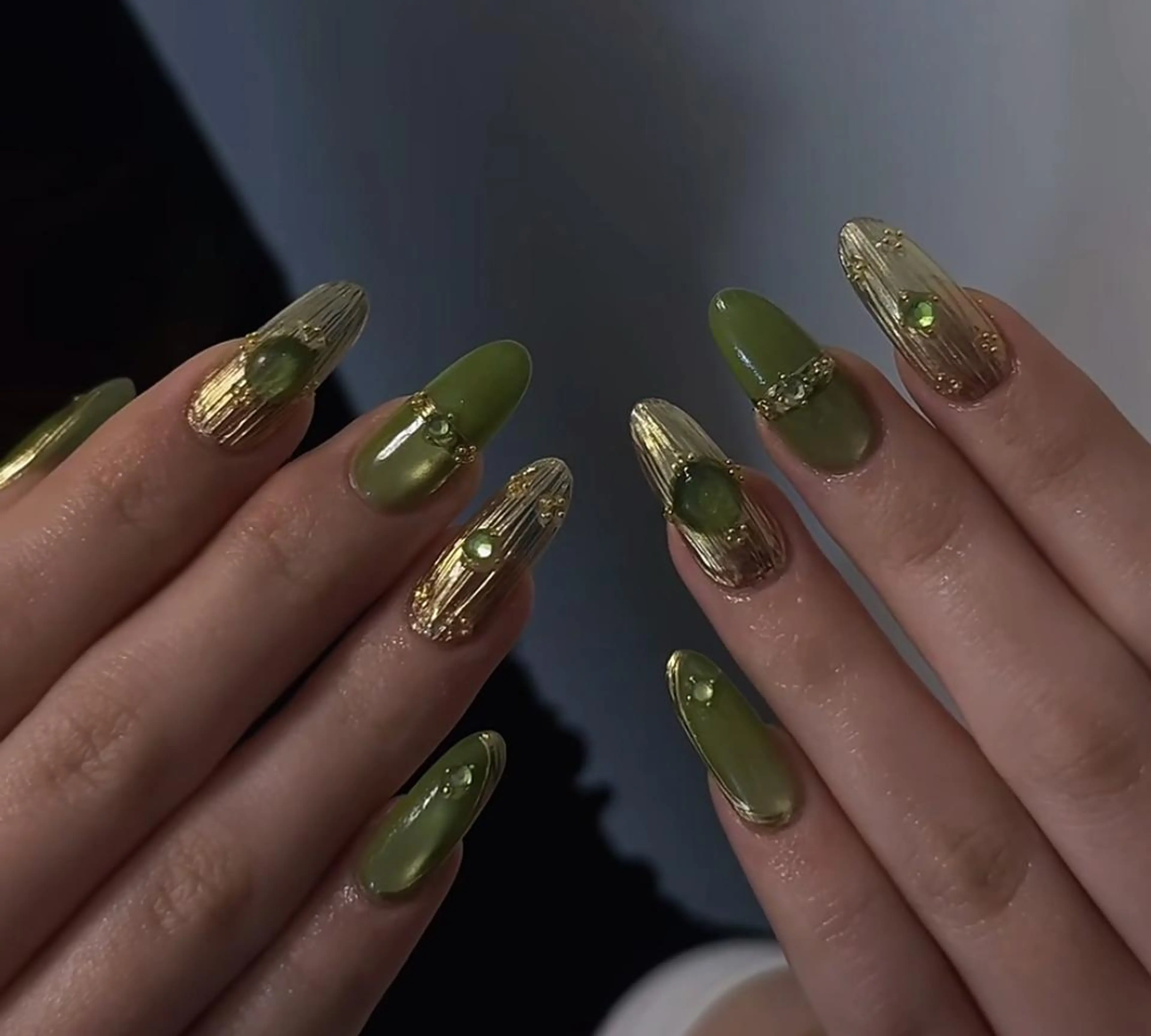 ネイル ハンドネイル 🎀 NaNa_nailのネイルデザイン