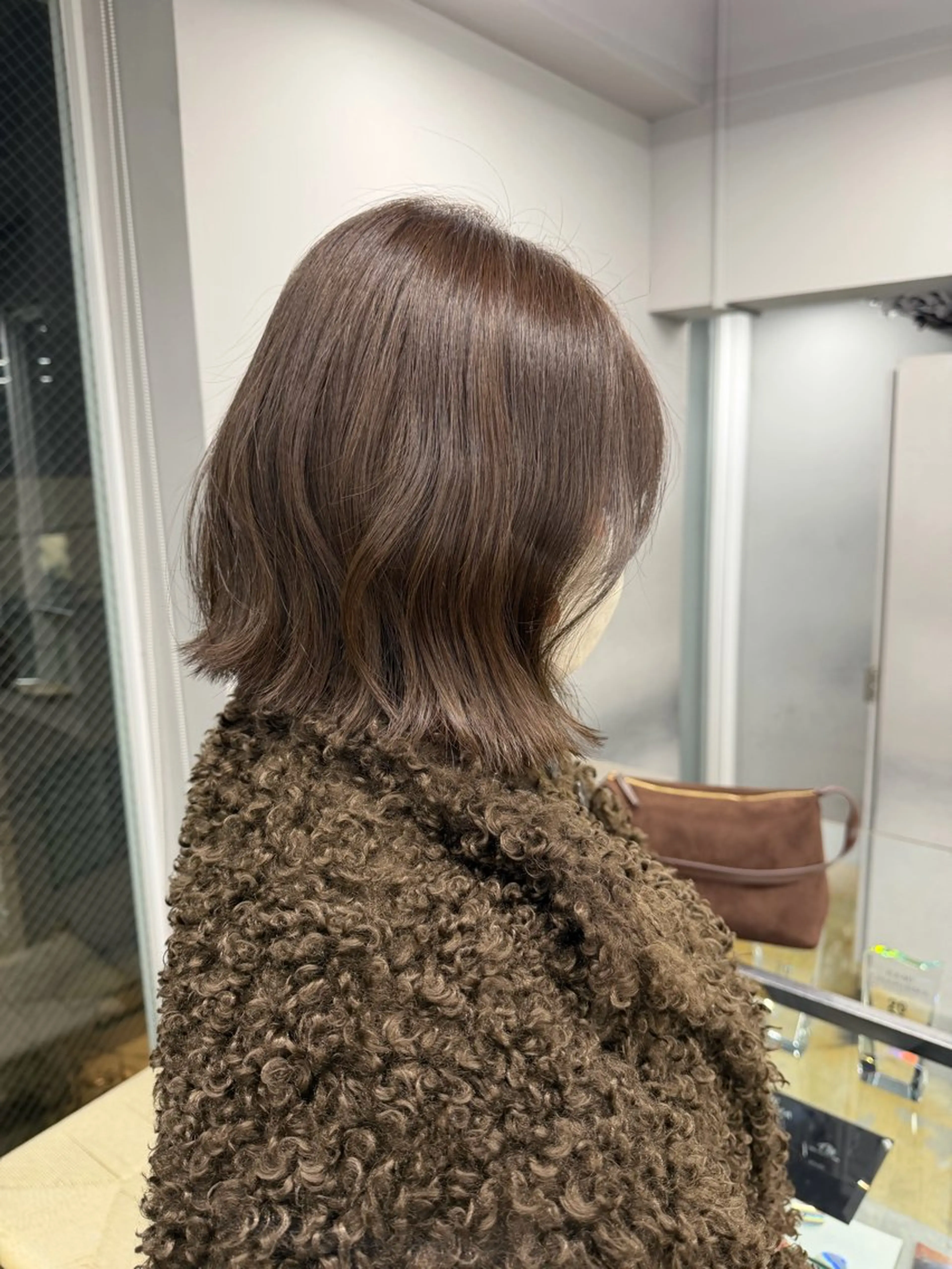 ミディアム カラー 愛莉/ラベンダー/ ベージュ/ブラウンのヘアスタイル