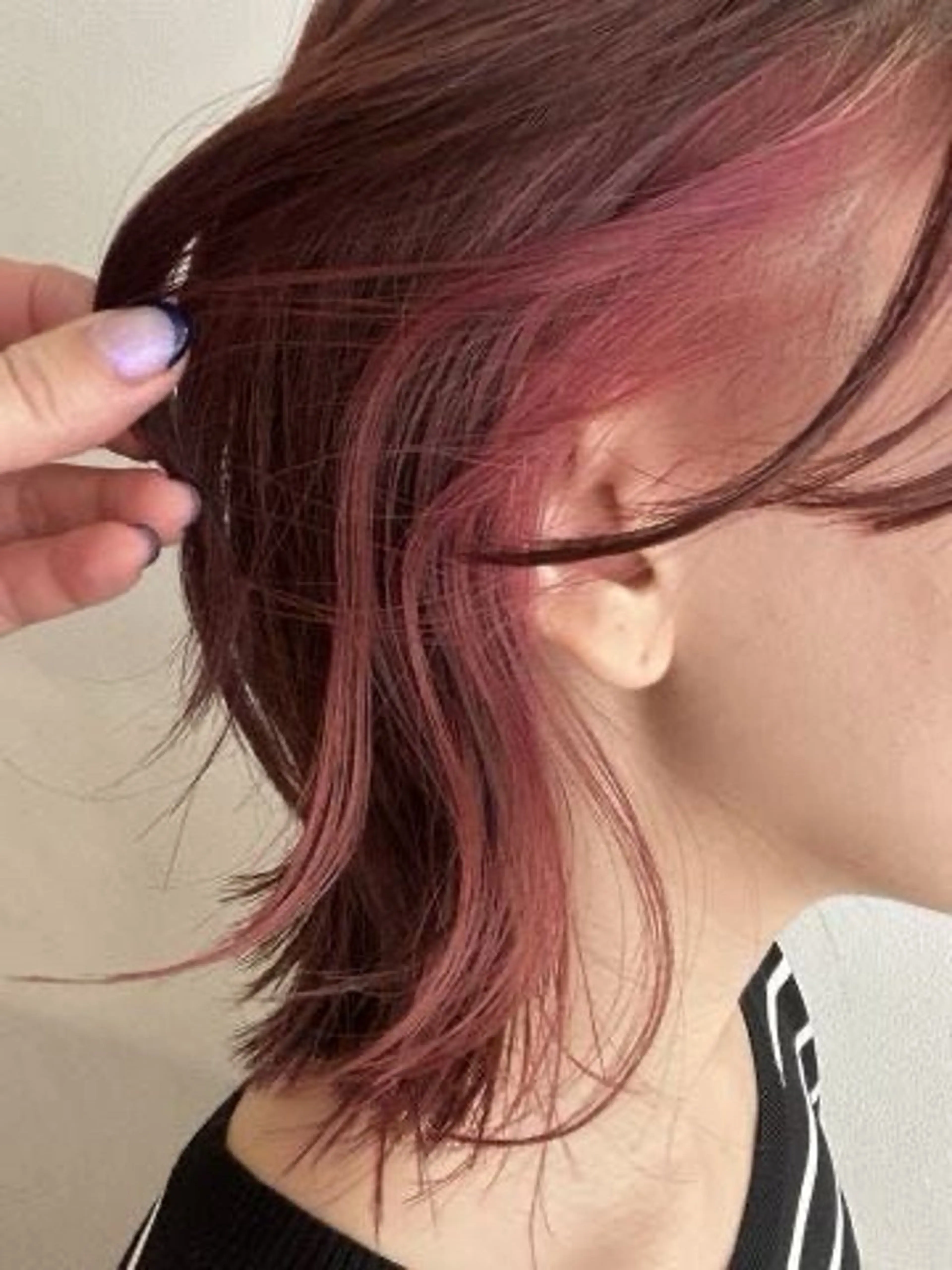 カラー インナーカラー ピンクカラー カット ヘアカラー soyon 心斎橋店のヘアスタイル