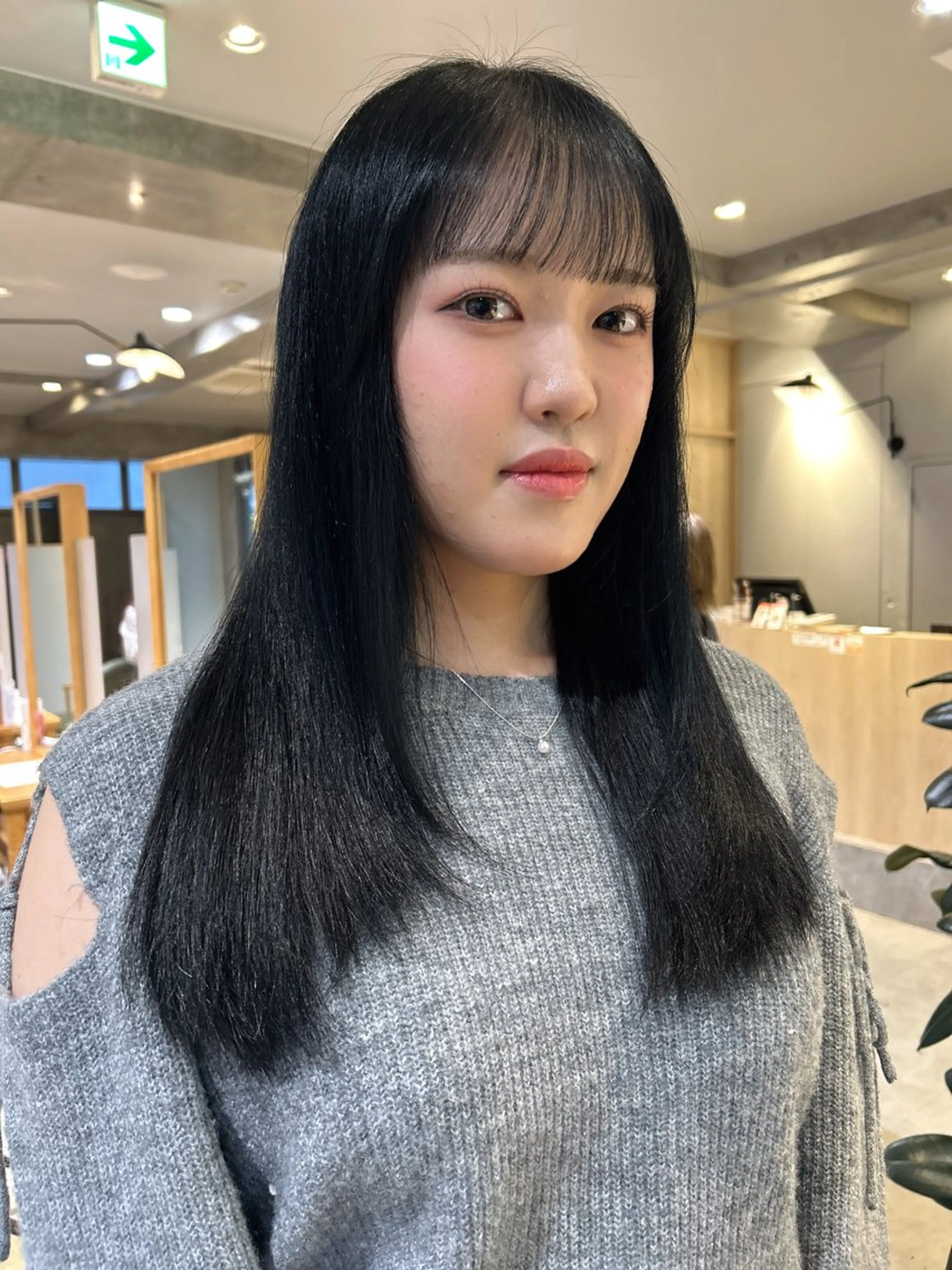 ロング 𝐚𝐨𝐢🩰/ パーソナルカラーのヘアスタイル