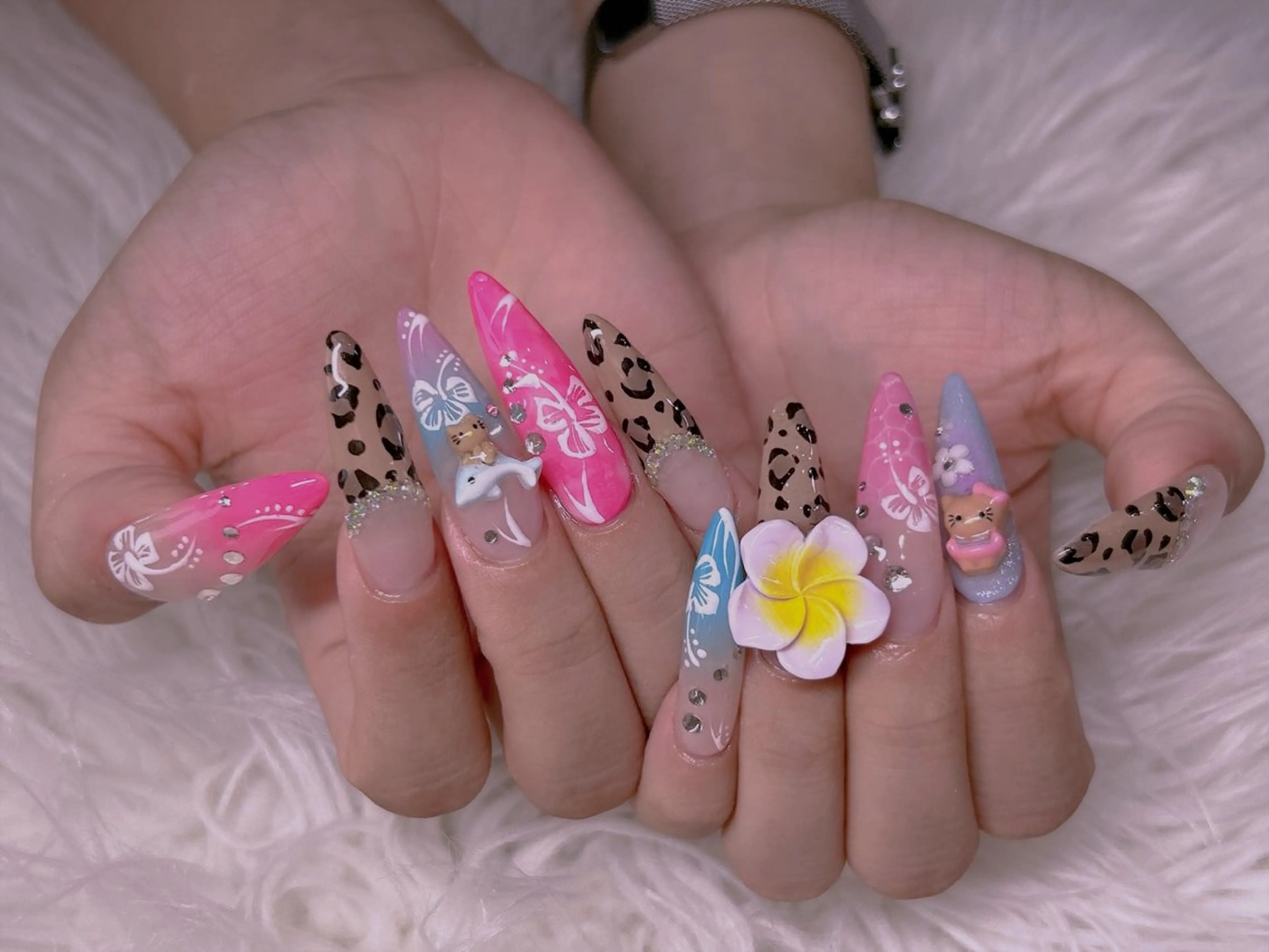 ネイル 長さだし専門店 M2　rikaのネイルデザイン