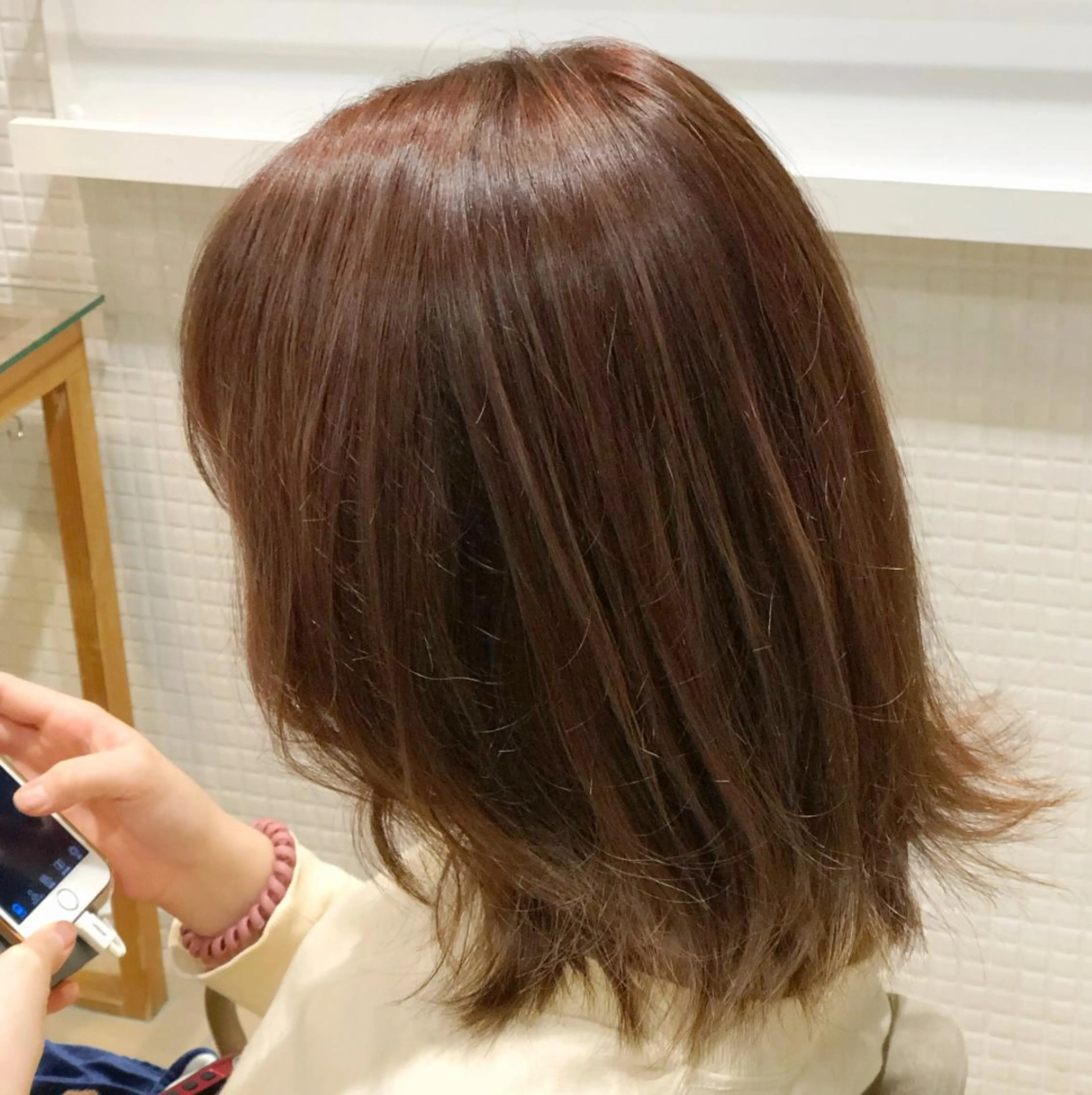 セミロング カラー ヘアアレンジ ベージュカラー ピンクカラー ピンクベージュ sand yokohama所属・美容室sand 横浜のヘアスタイル