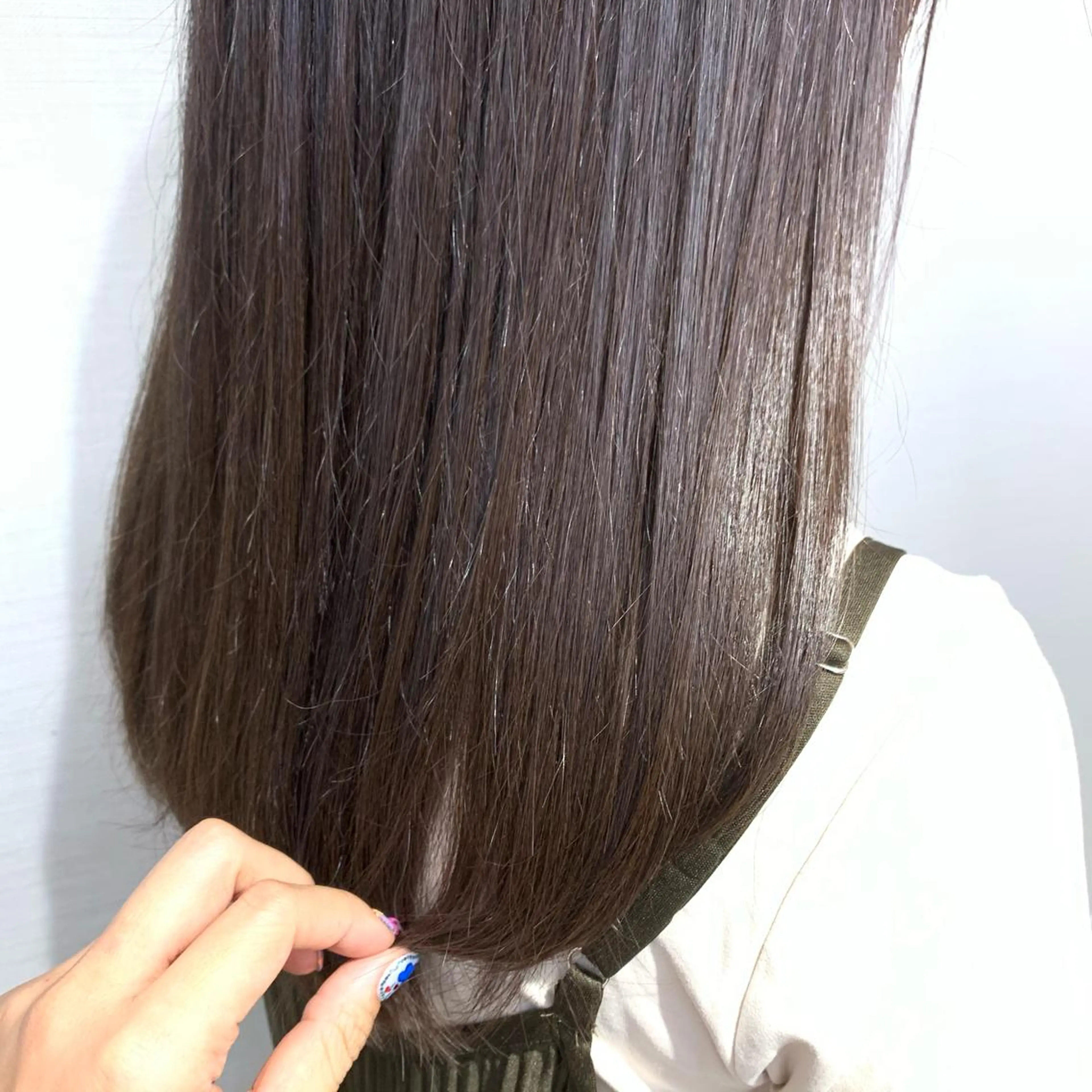 セミロング 近藤 楓花のヘアスタイル