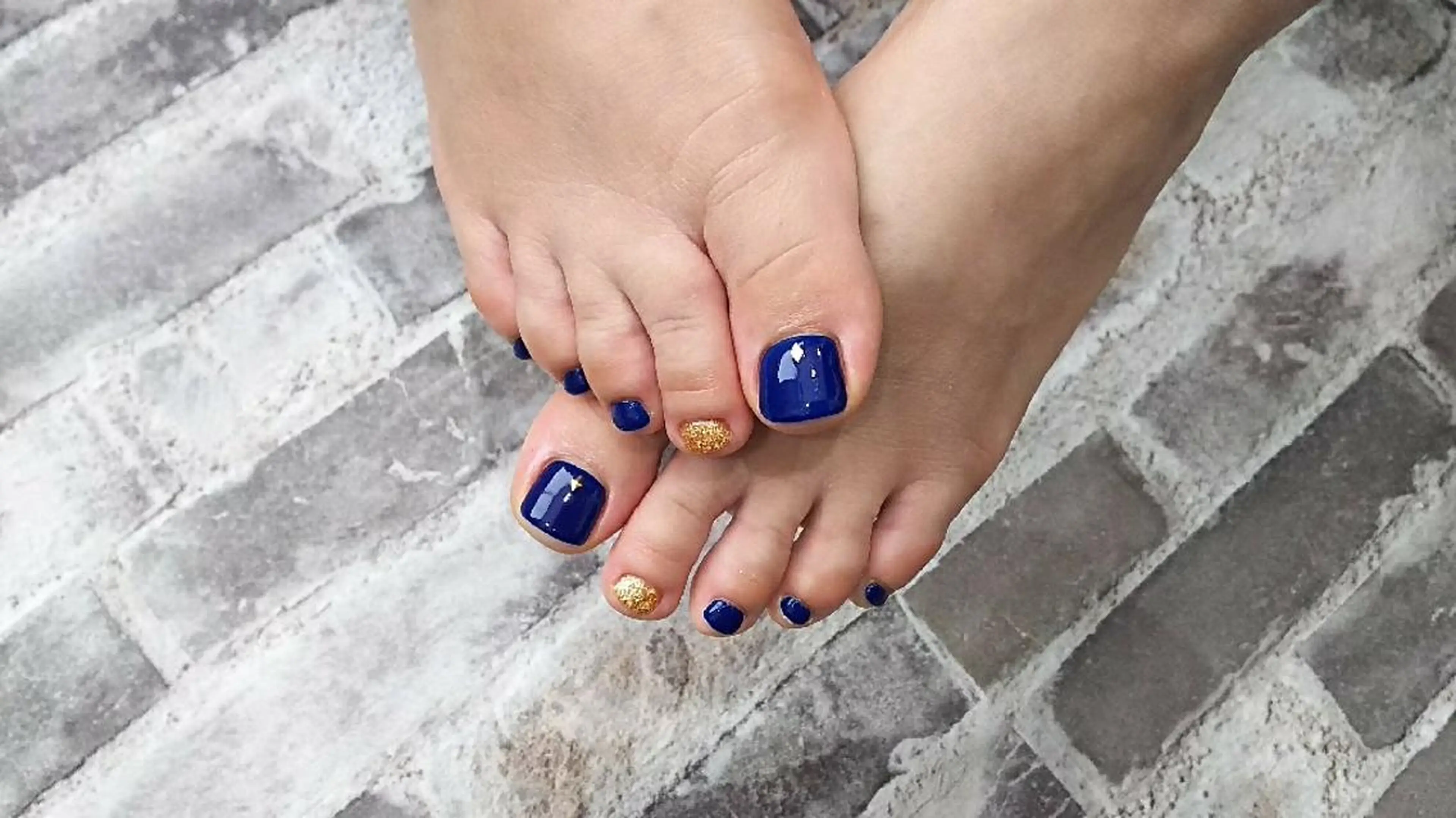 ネイル ネイビー フットネイル Progress Nailのネイルデザイン