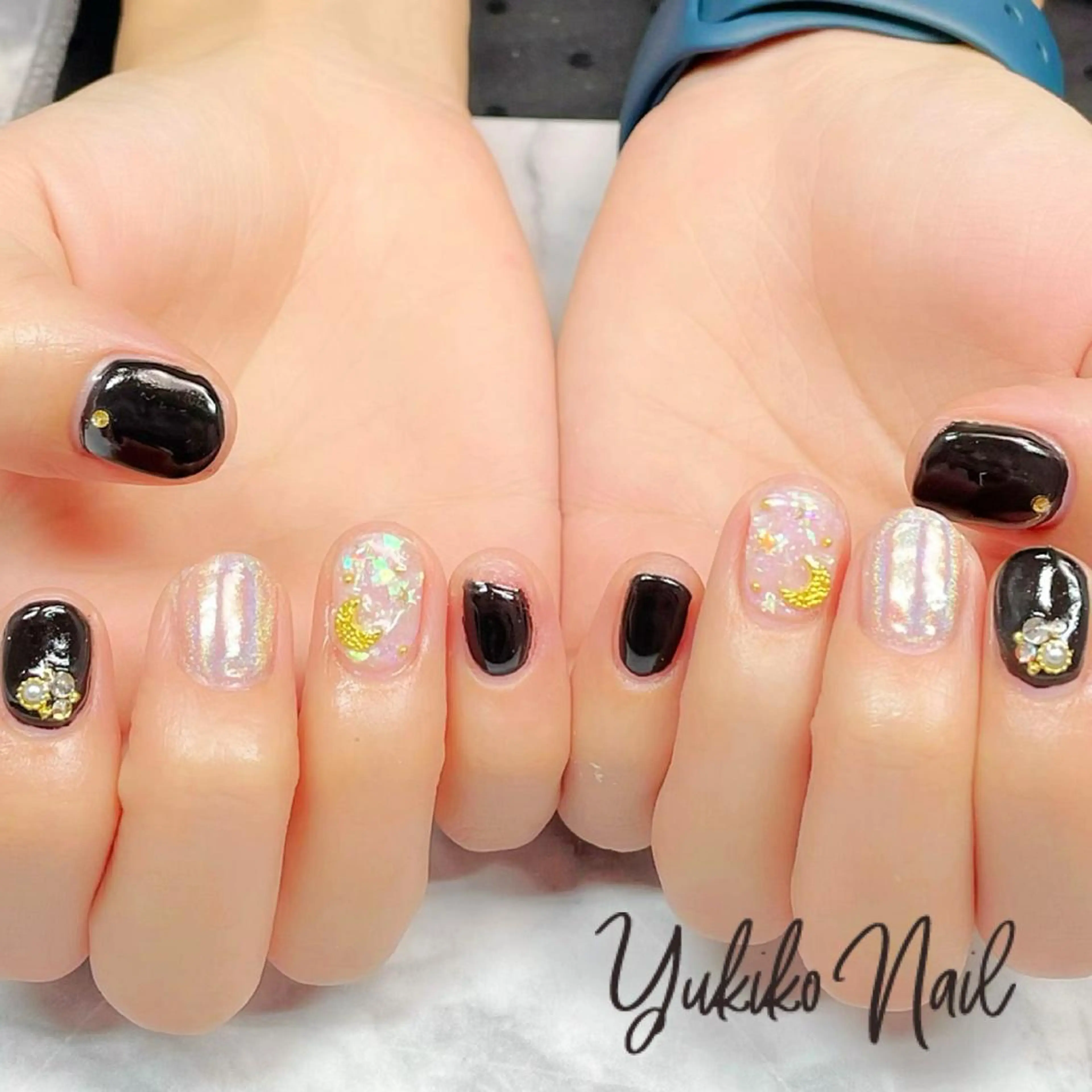 ネイル キラキラネイル ハンドネイル ユキコ ネイルのネイルデザイン