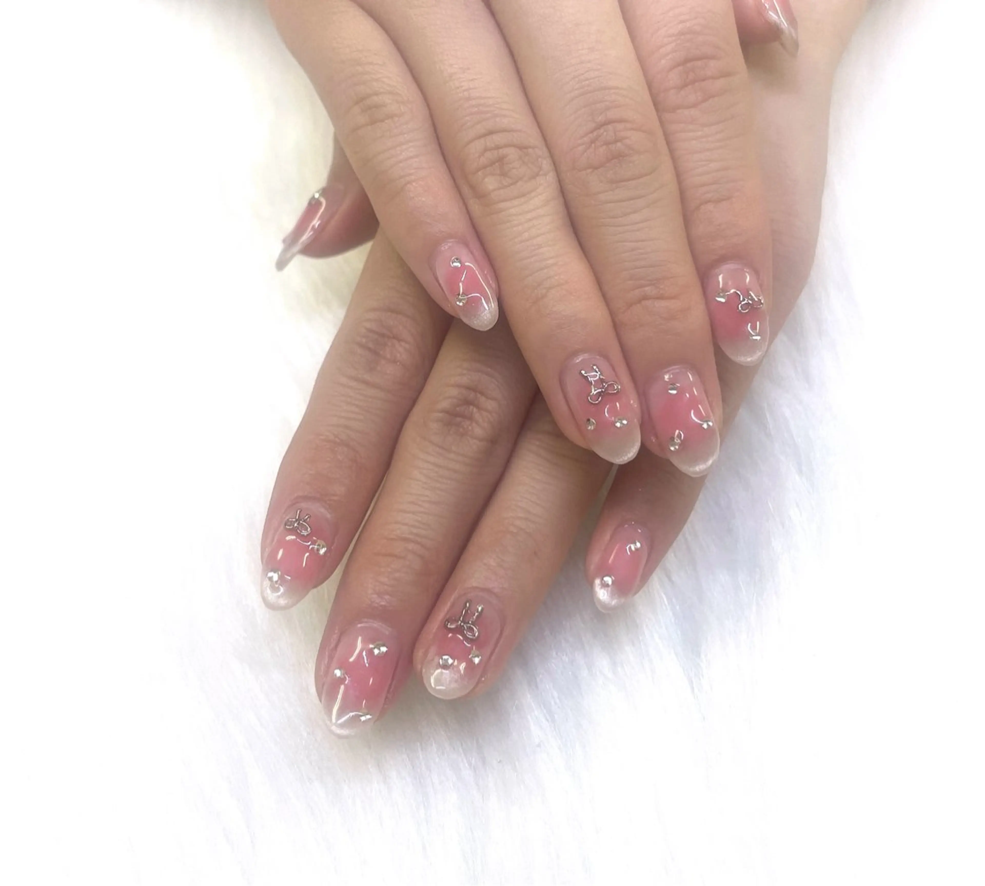 ネイル ハンドネイル queen nailのネイルデザイン