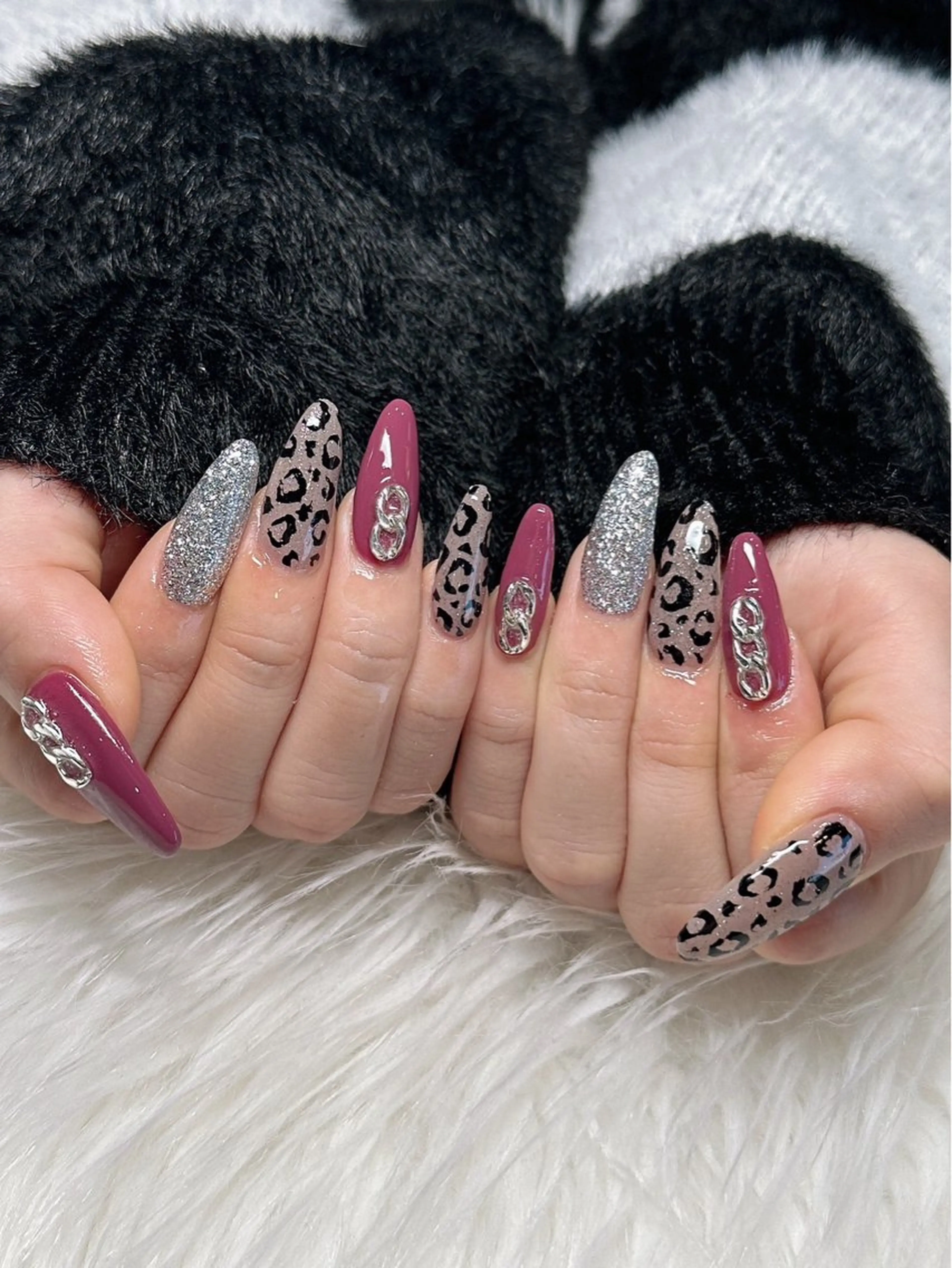 ネイル ハンドネイル nail&eye Ariesのネイルデザイン
