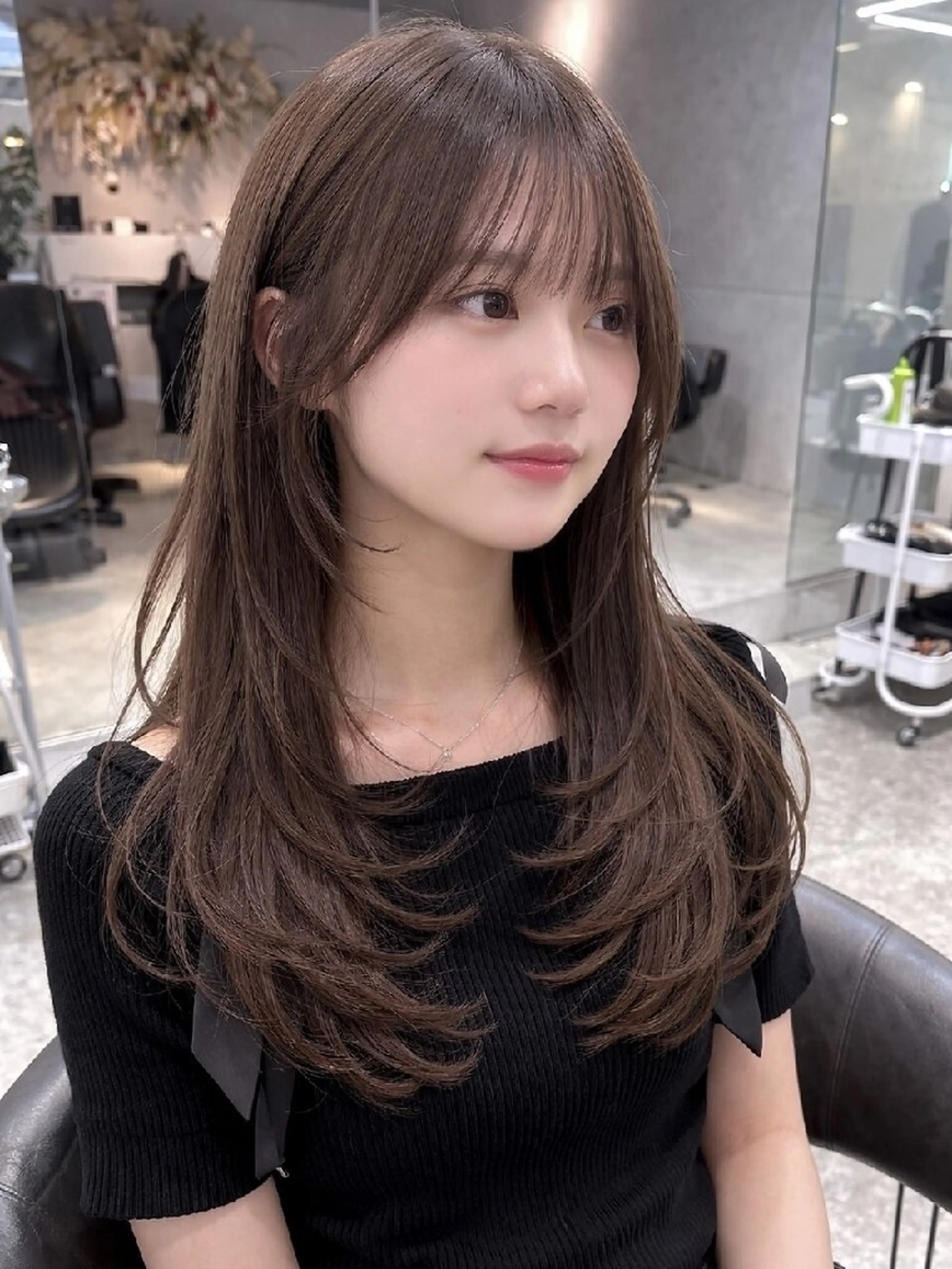 カラー セミロング カット ヘアカラー トリートメント 髪質改善/韓国ヘア /透明感カラー🧸のヘアスタイル