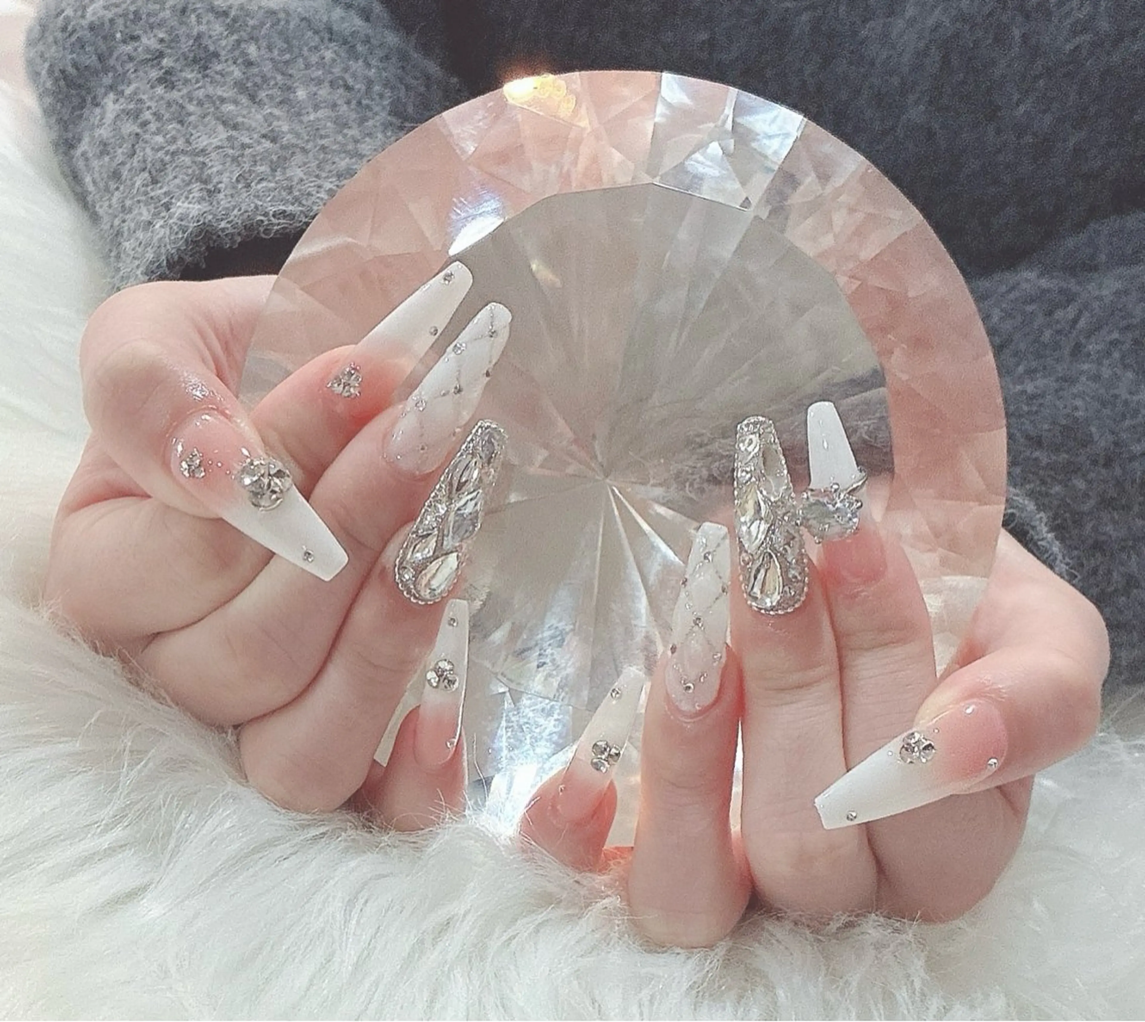 ネイル ハンドネイル LoaChaton kaeのネイルデザイン