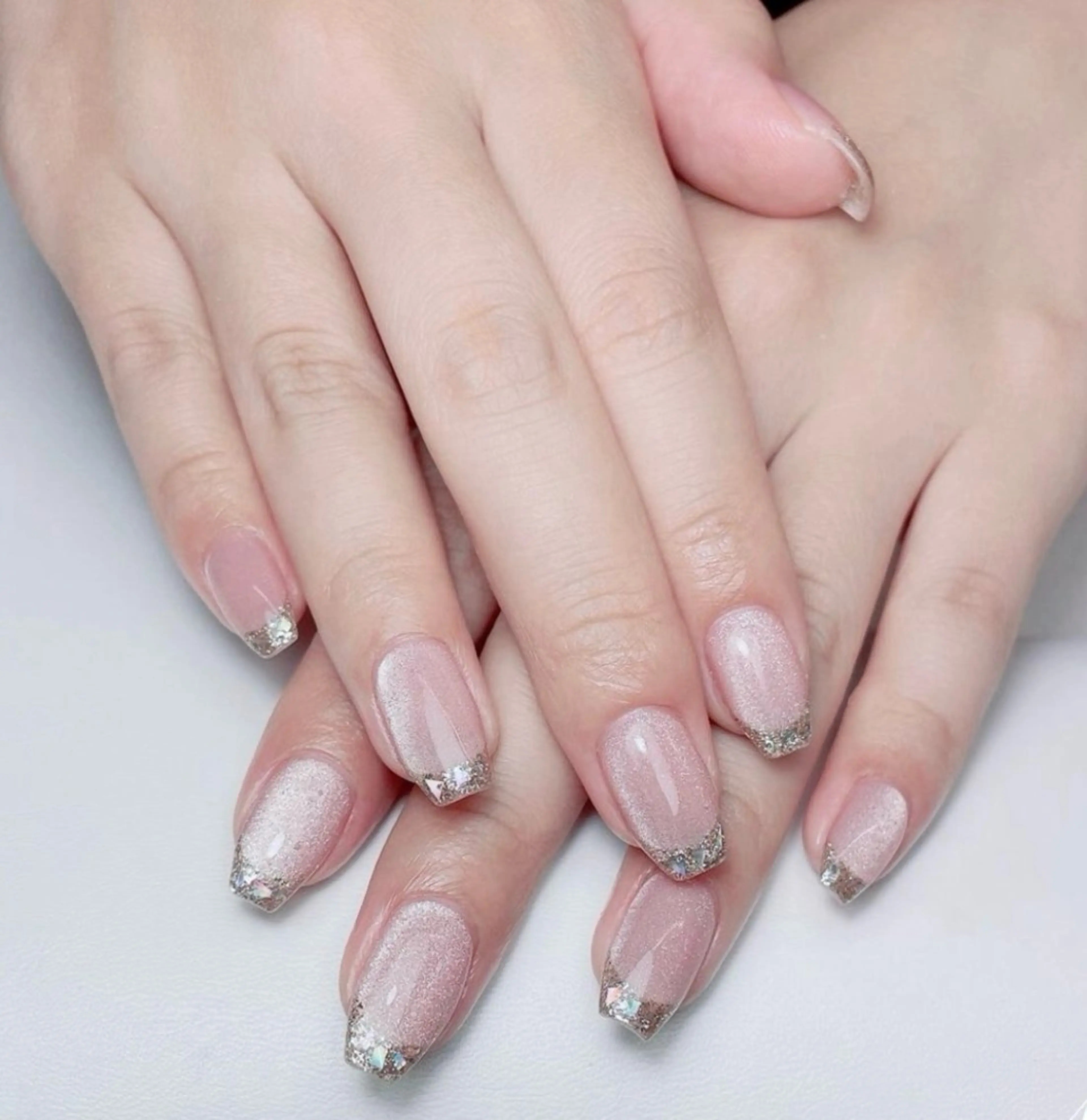 ネイル フレンチネイル ガラスフレンチ Aina nail salonのネイルデザイン