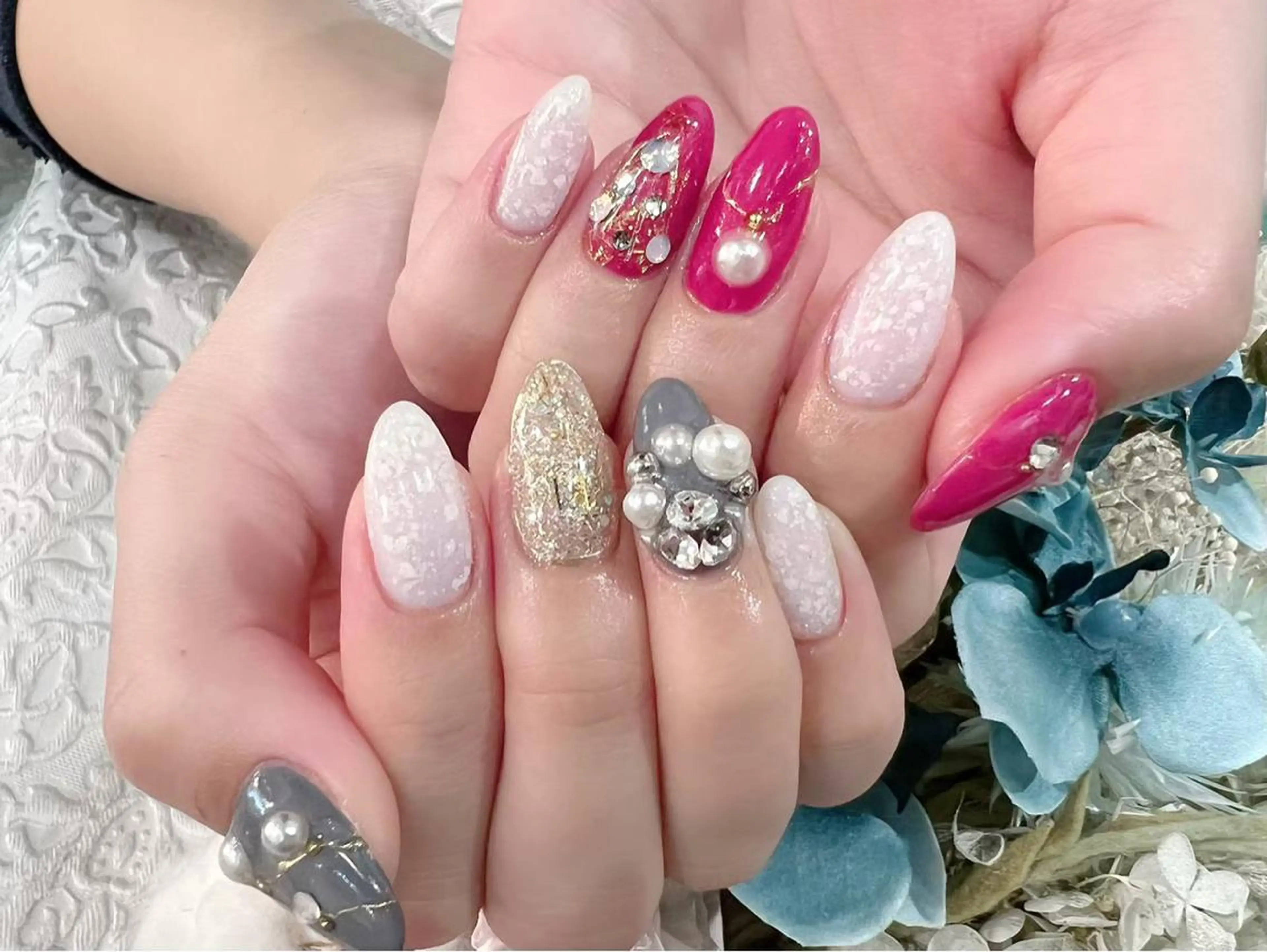 ネイル 冬ネイル クリスマス ハンドネイル ハンドケア nailsalon mintのネイルデザイン