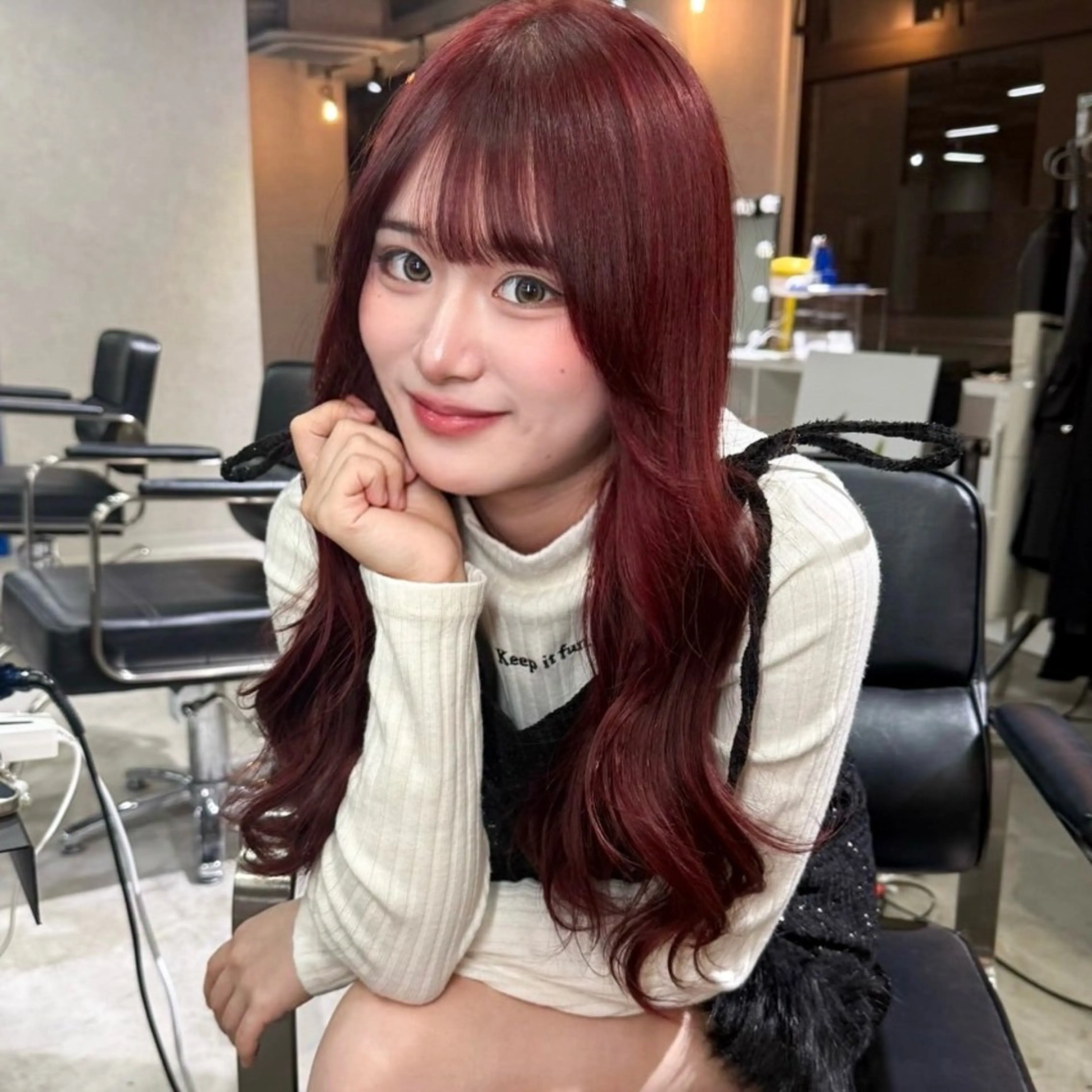 ロング カラー レッドカラー 髪質改善 レイヤーカット カット ヘアカラー 🎀ミルクティー/暖 色×レイヤー/マリアのヘアスタイル