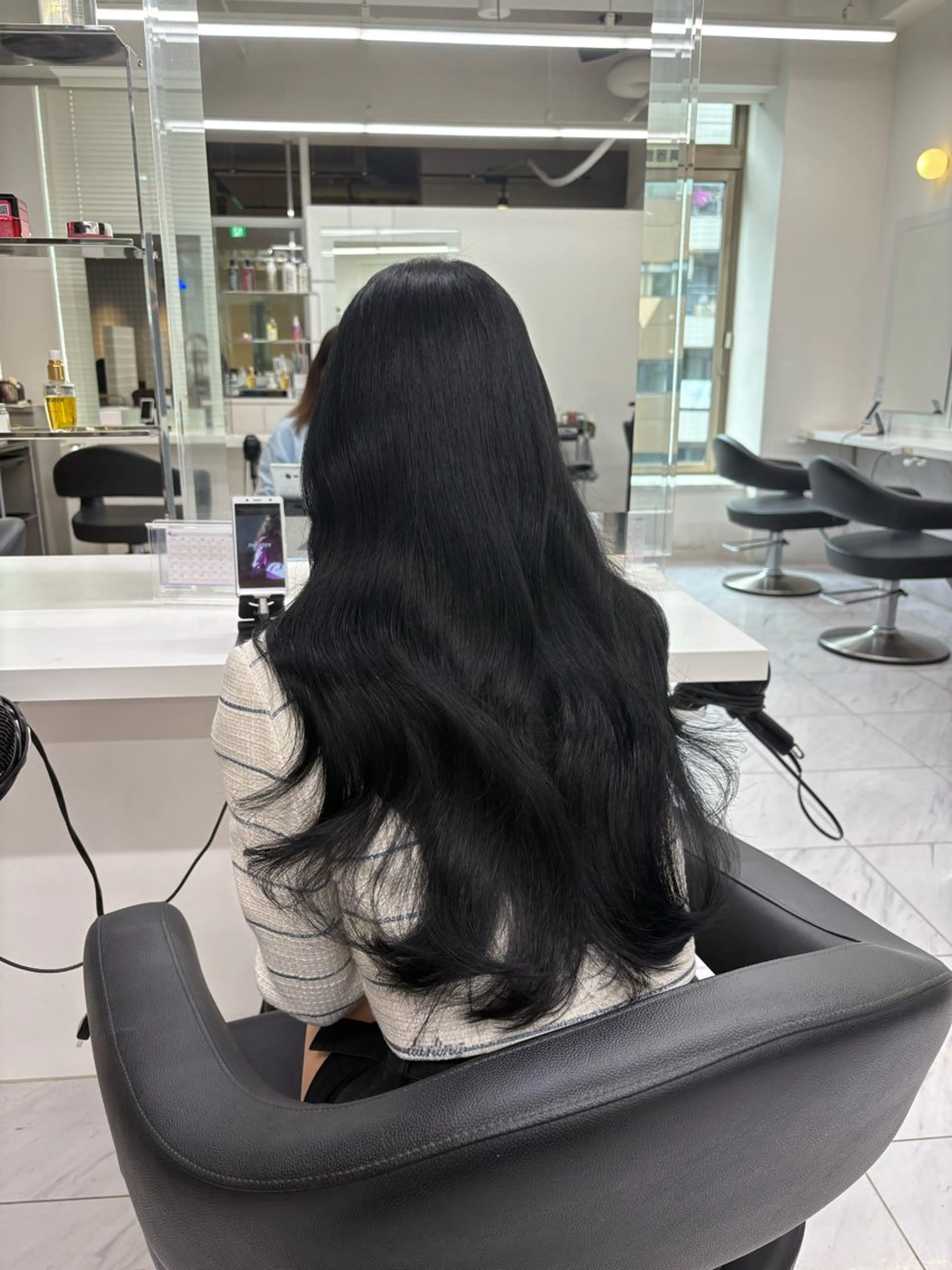 カラー カット ヘアカラー トリートメント 透明感ベージュ🤎 ナチュラルレイヤーのヘアスタイル