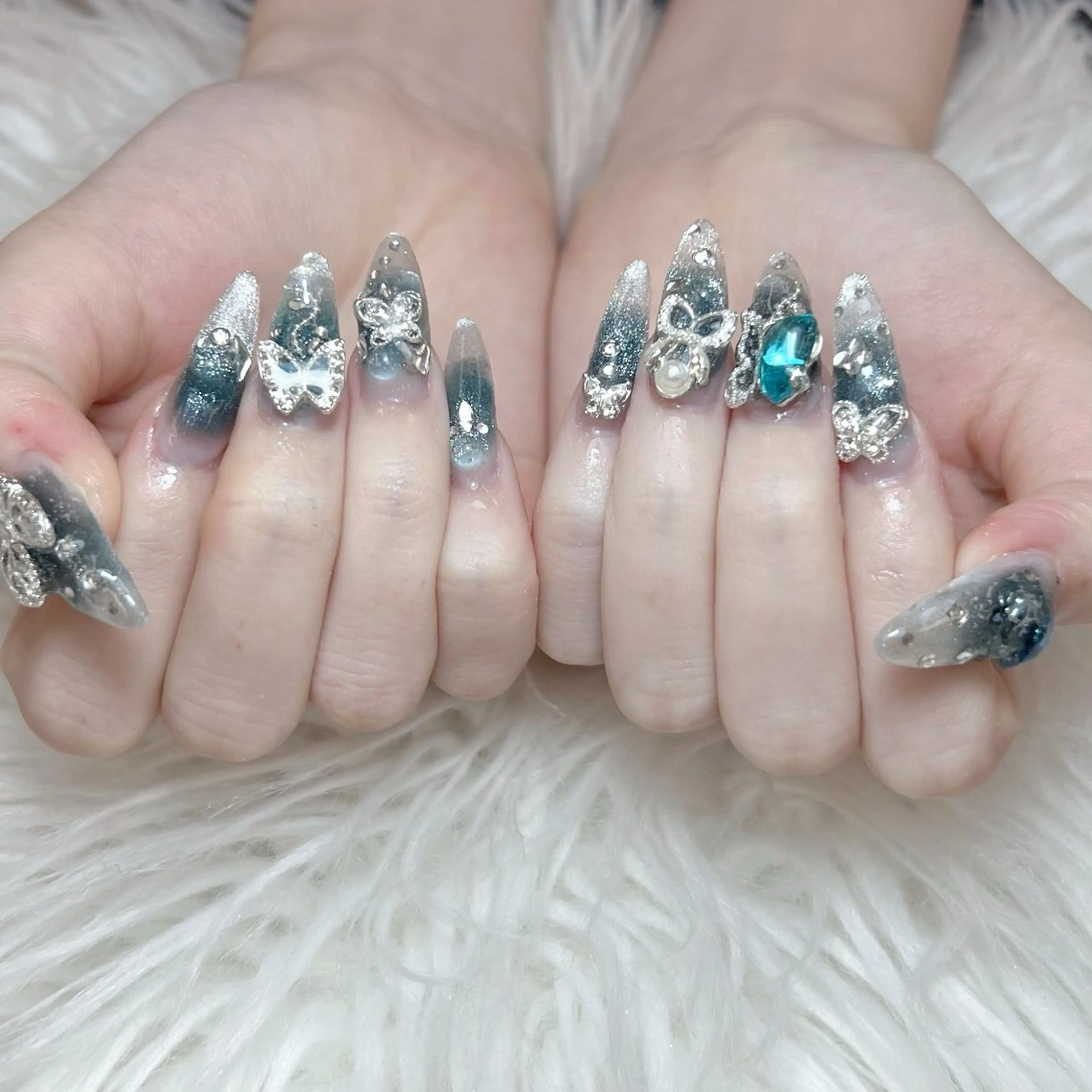 ネイル anh nail anne🤍のネイルデザイン