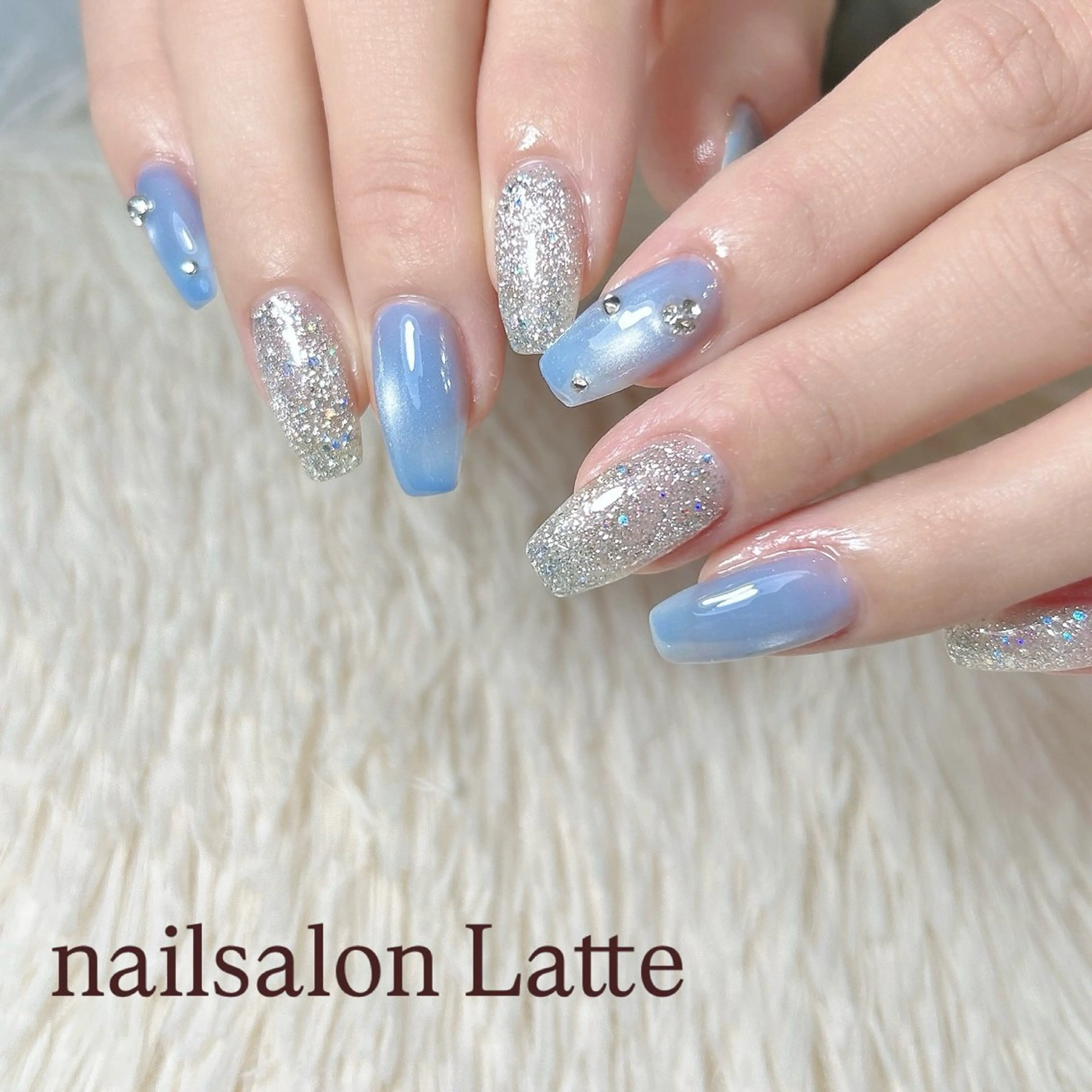 ネイル Nailsalon Latteのネイルデザイン