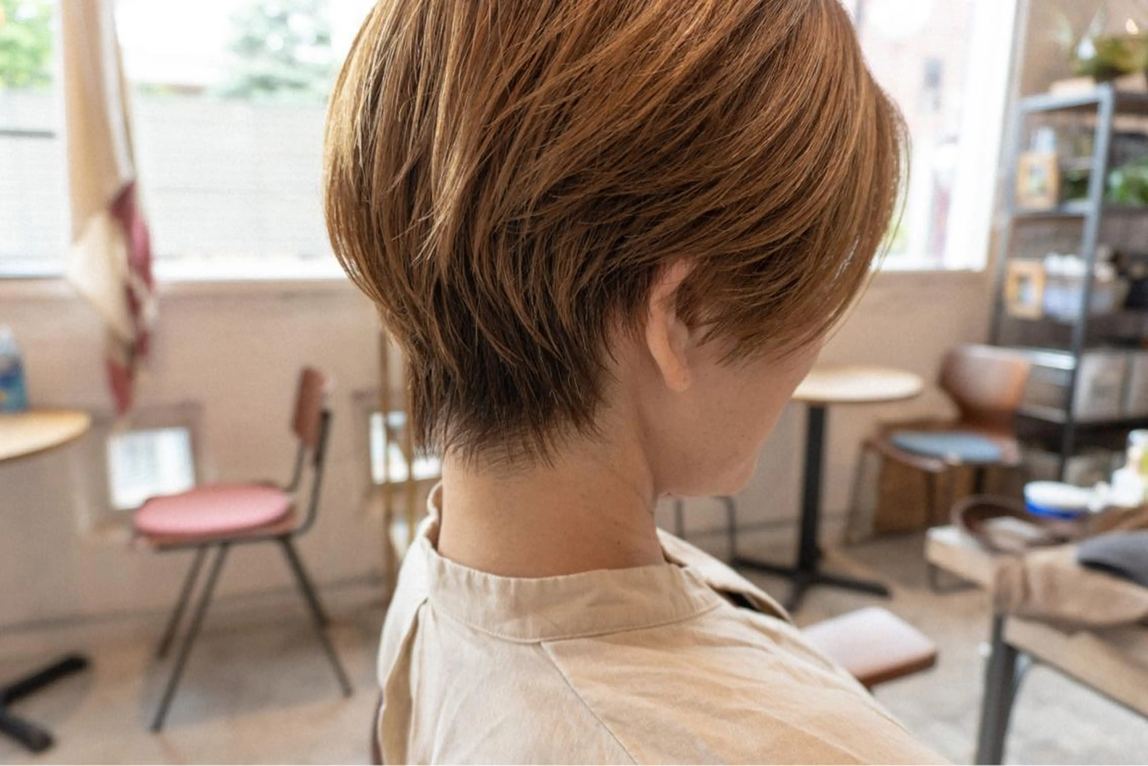 ショート カラー ショート/レイヤー なら石井知希のヘアスタイル