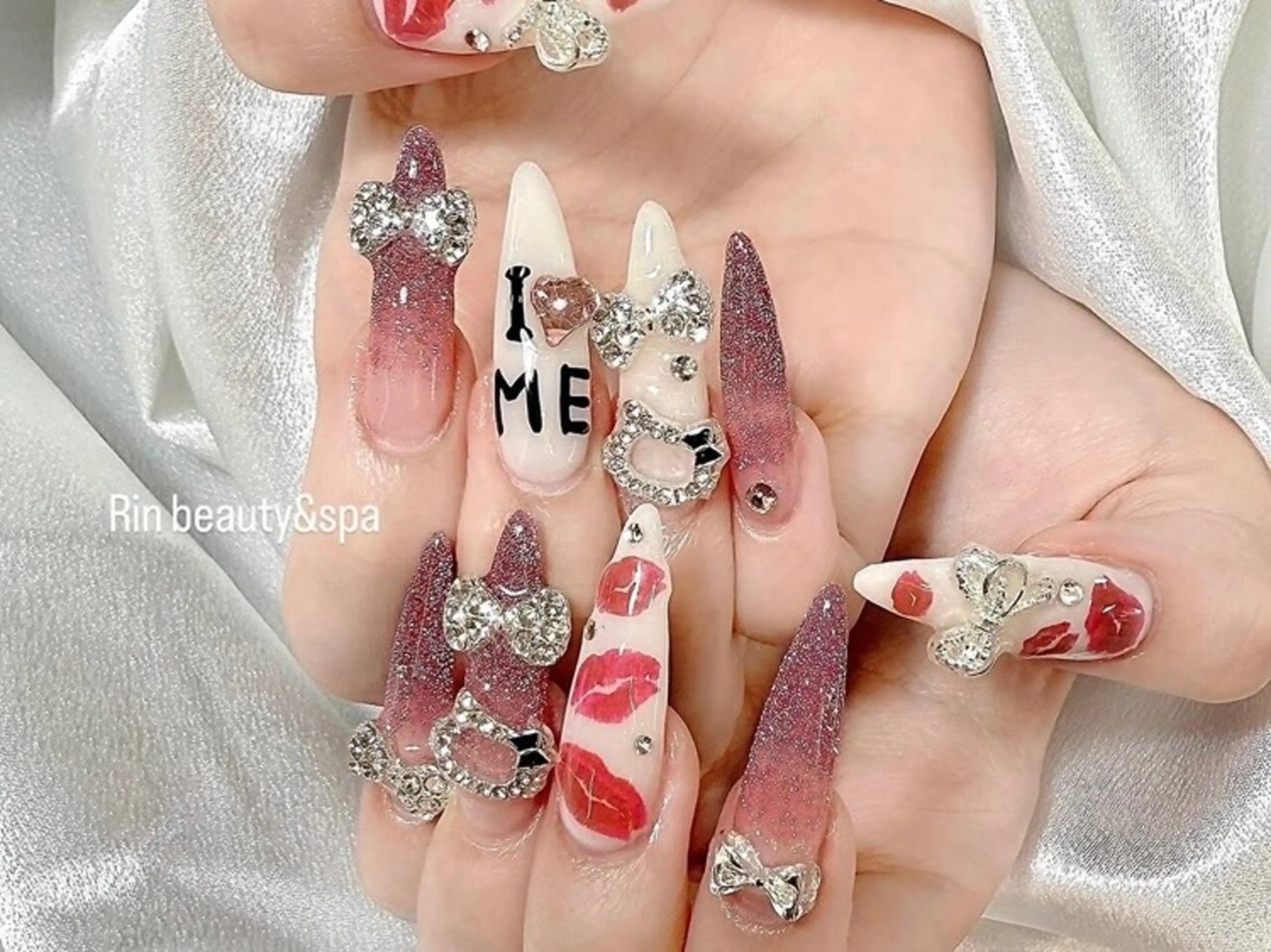 ロング Rin Nail 新大久保店のネイルデザイン